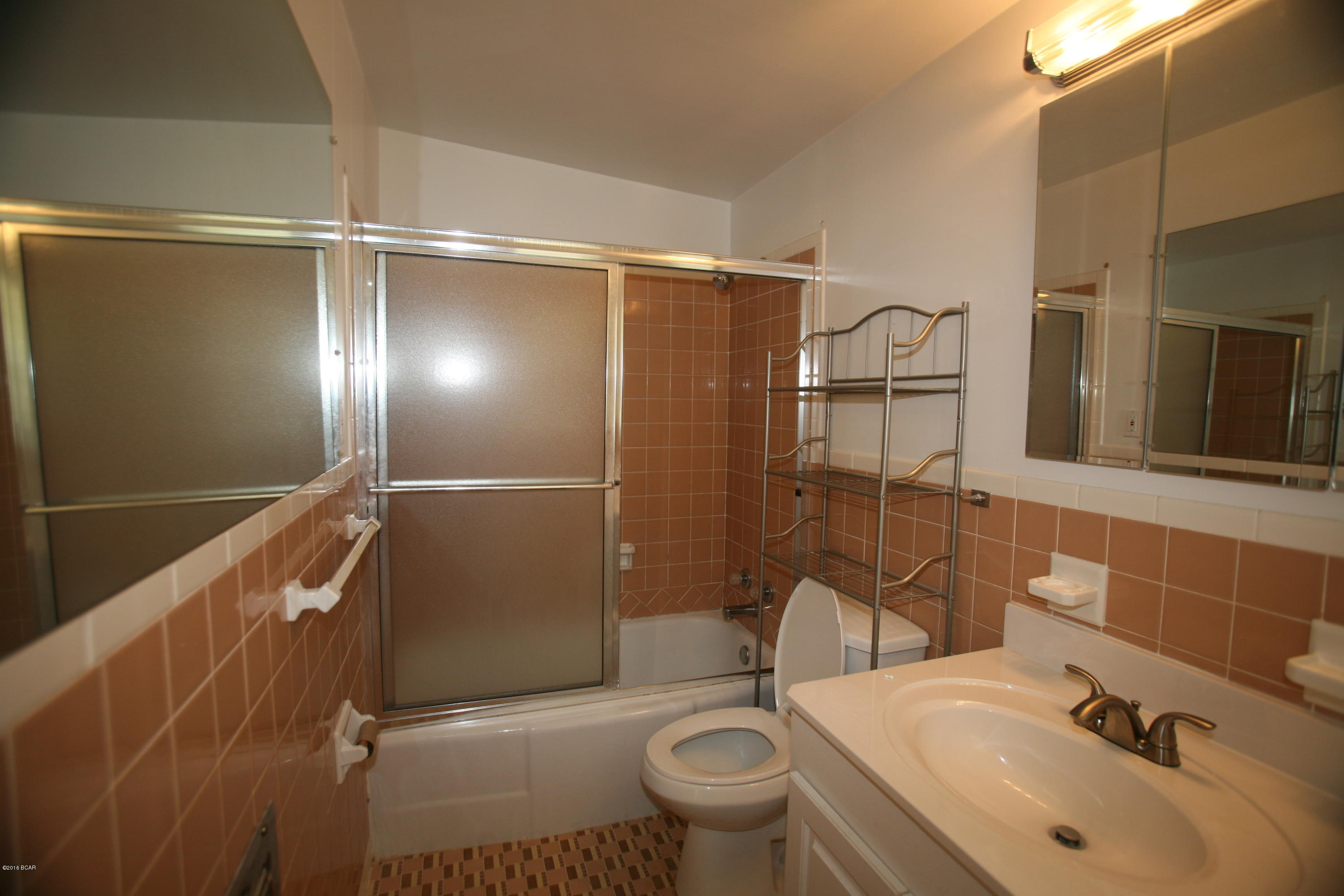 Woodlawn Unit 1 - Residential