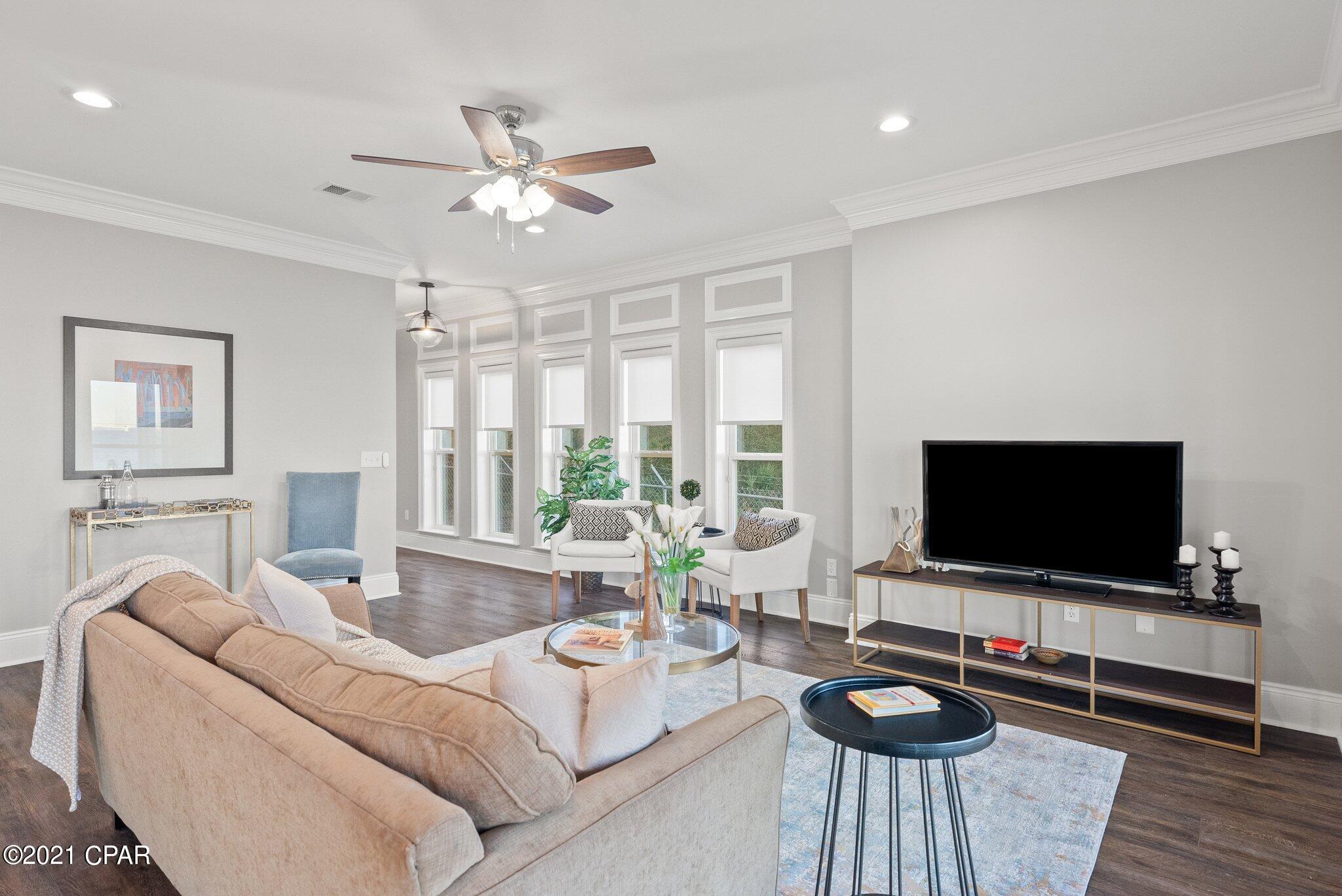 Pelican Bay - Residential