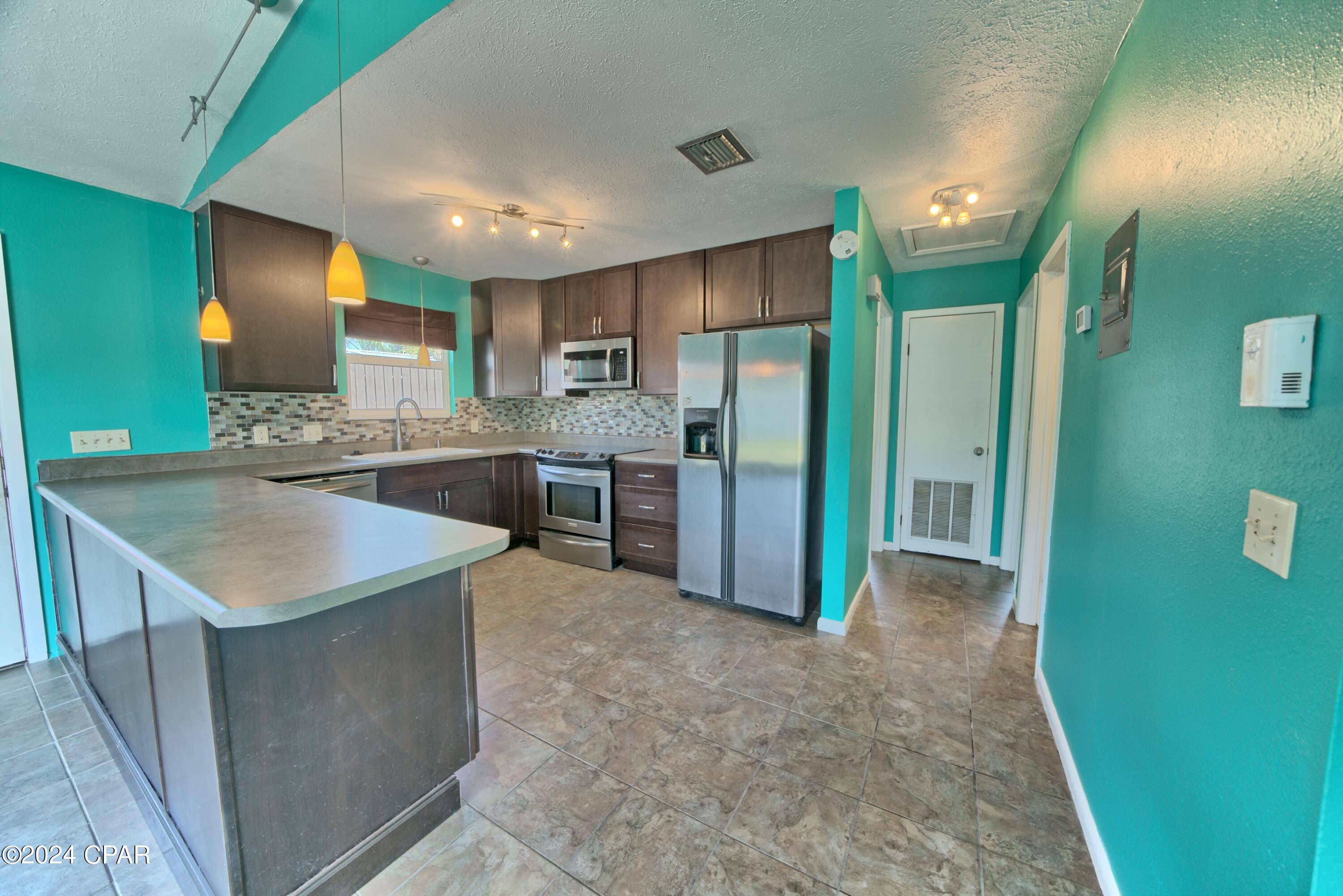 Bel Air - Residential