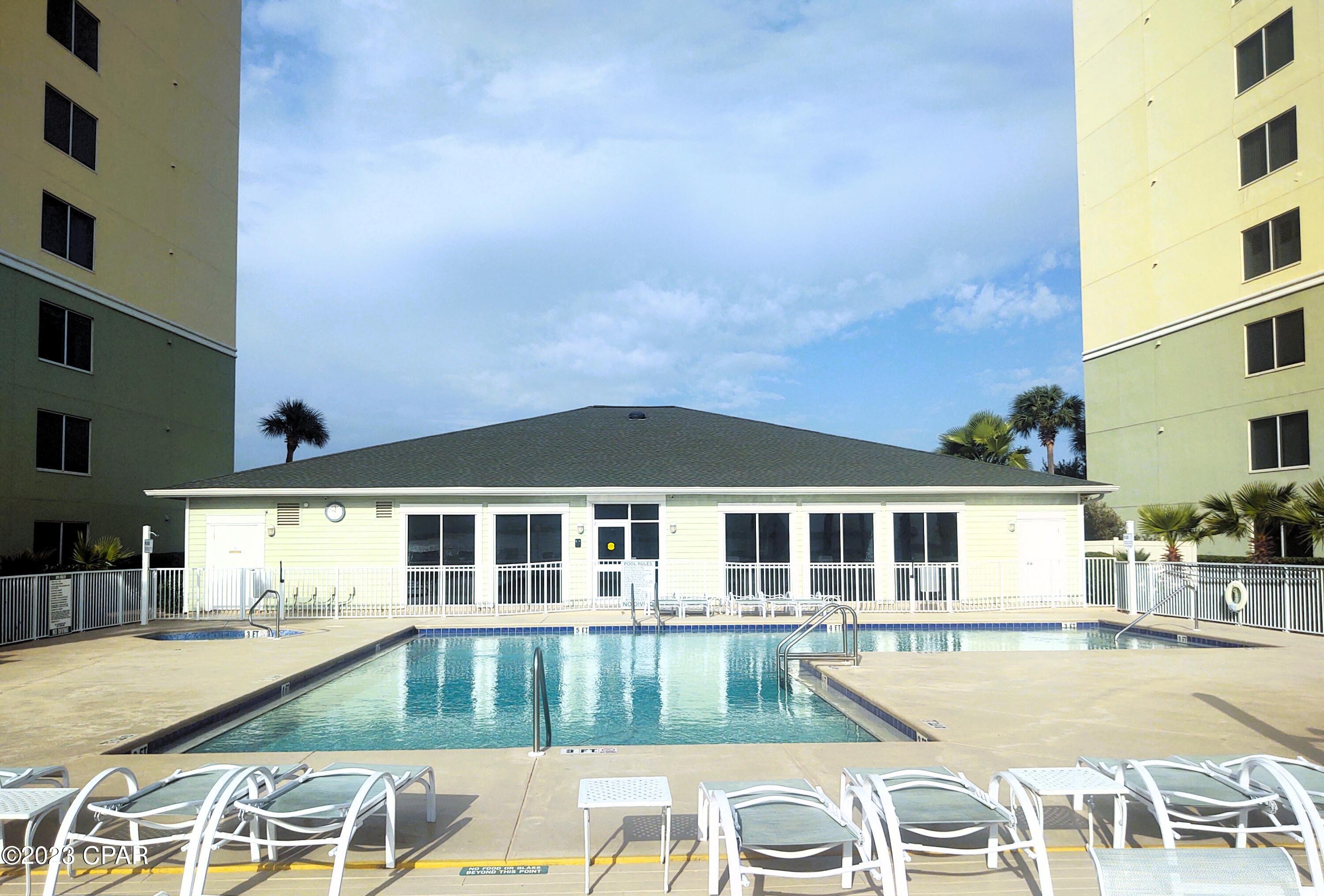 Hibiscus By The Bay - Residential