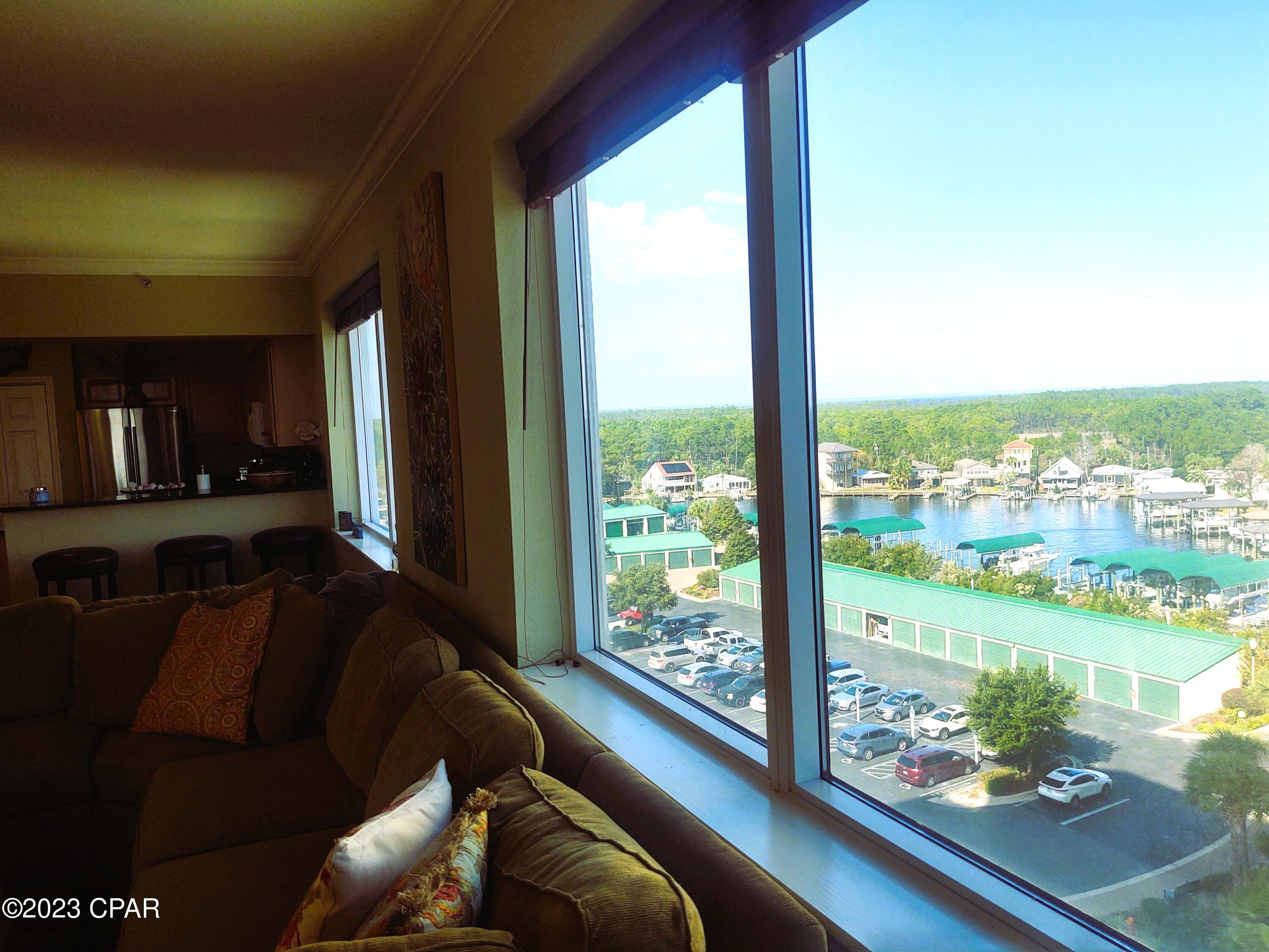 Hibiscus By The Bay - Residential