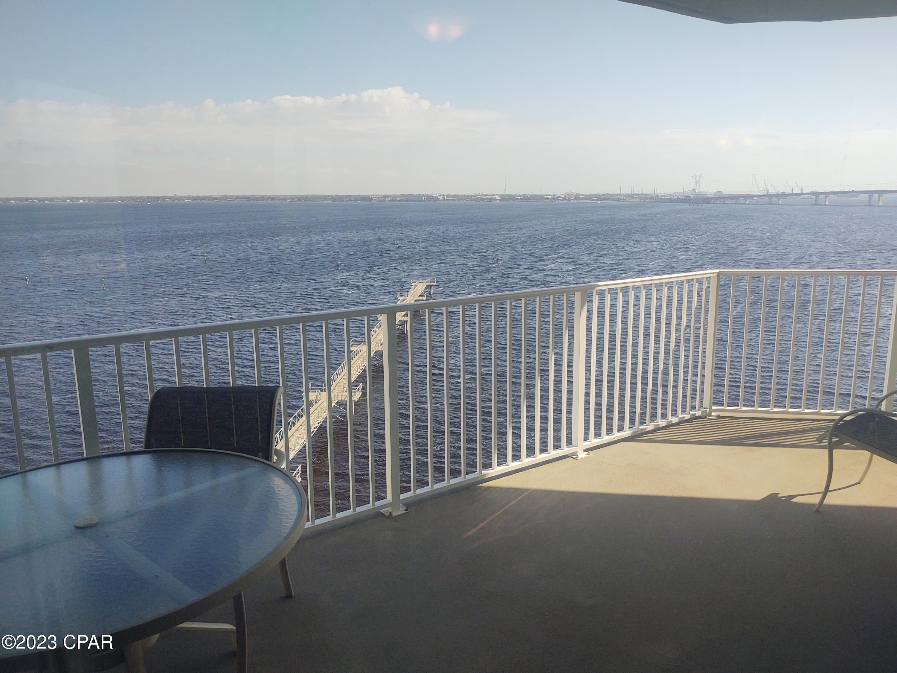 Hibiscus By The Bay - Residential