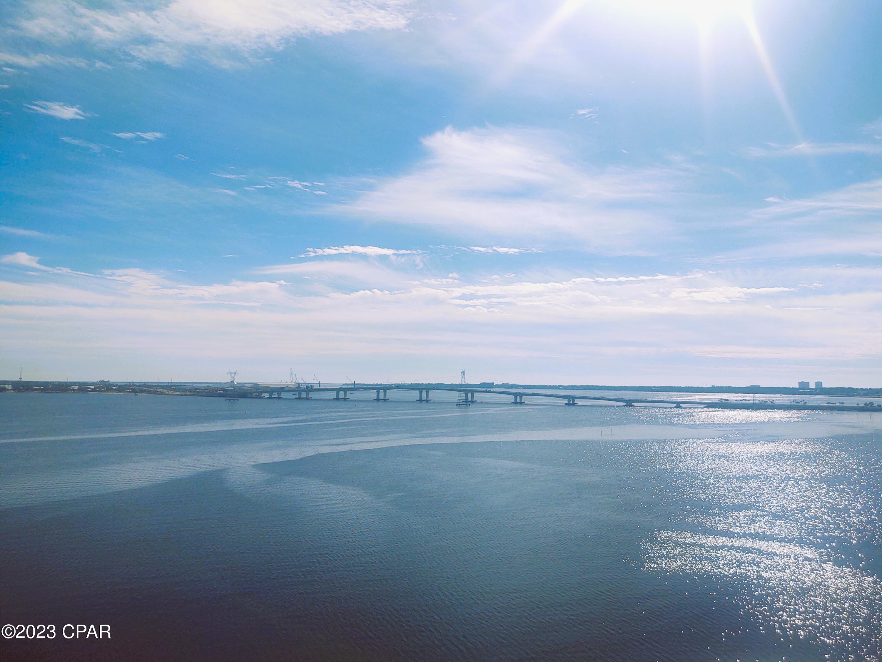 Hibiscus By The Bay - Residential