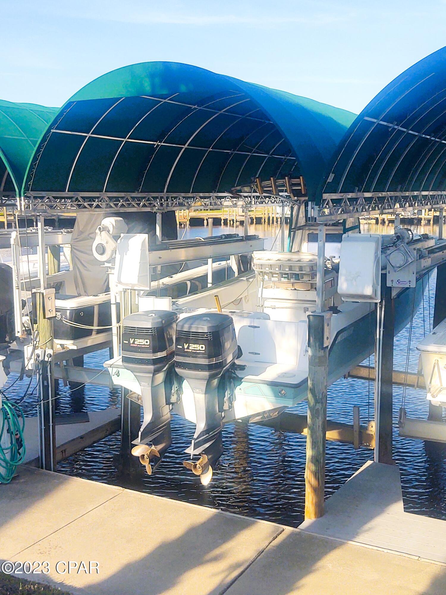 Hibiscus By The Bay - Residential