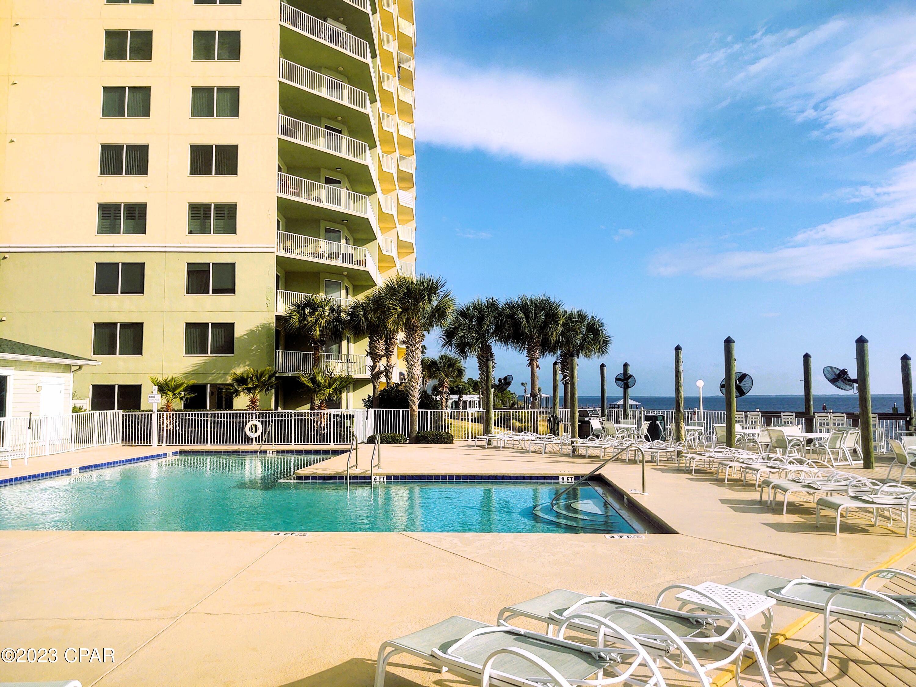 Hibiscus By The Bay - Residential