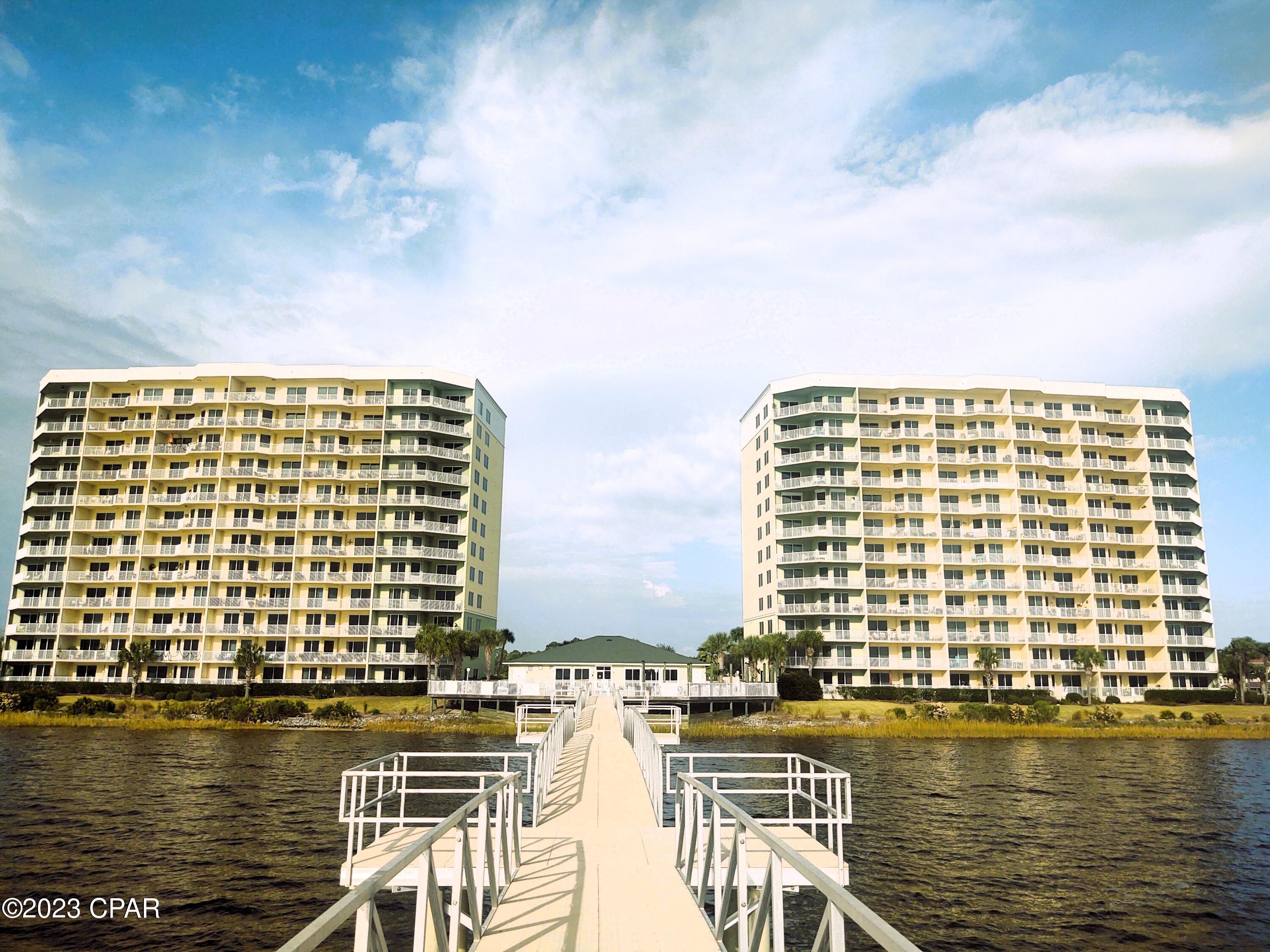 Hibiscus By The Bay - Residential