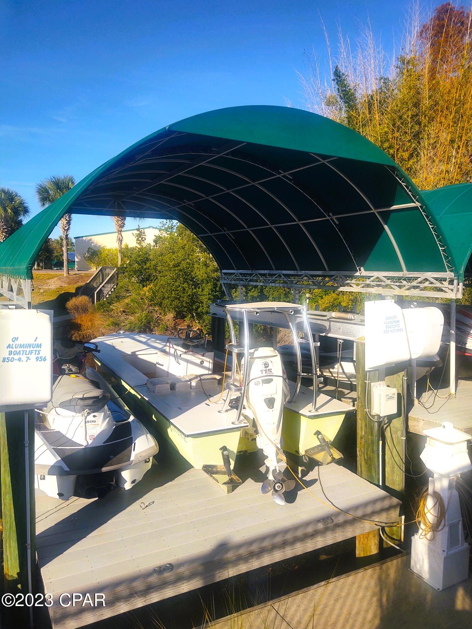 Hibiscus By The Bay - Residential