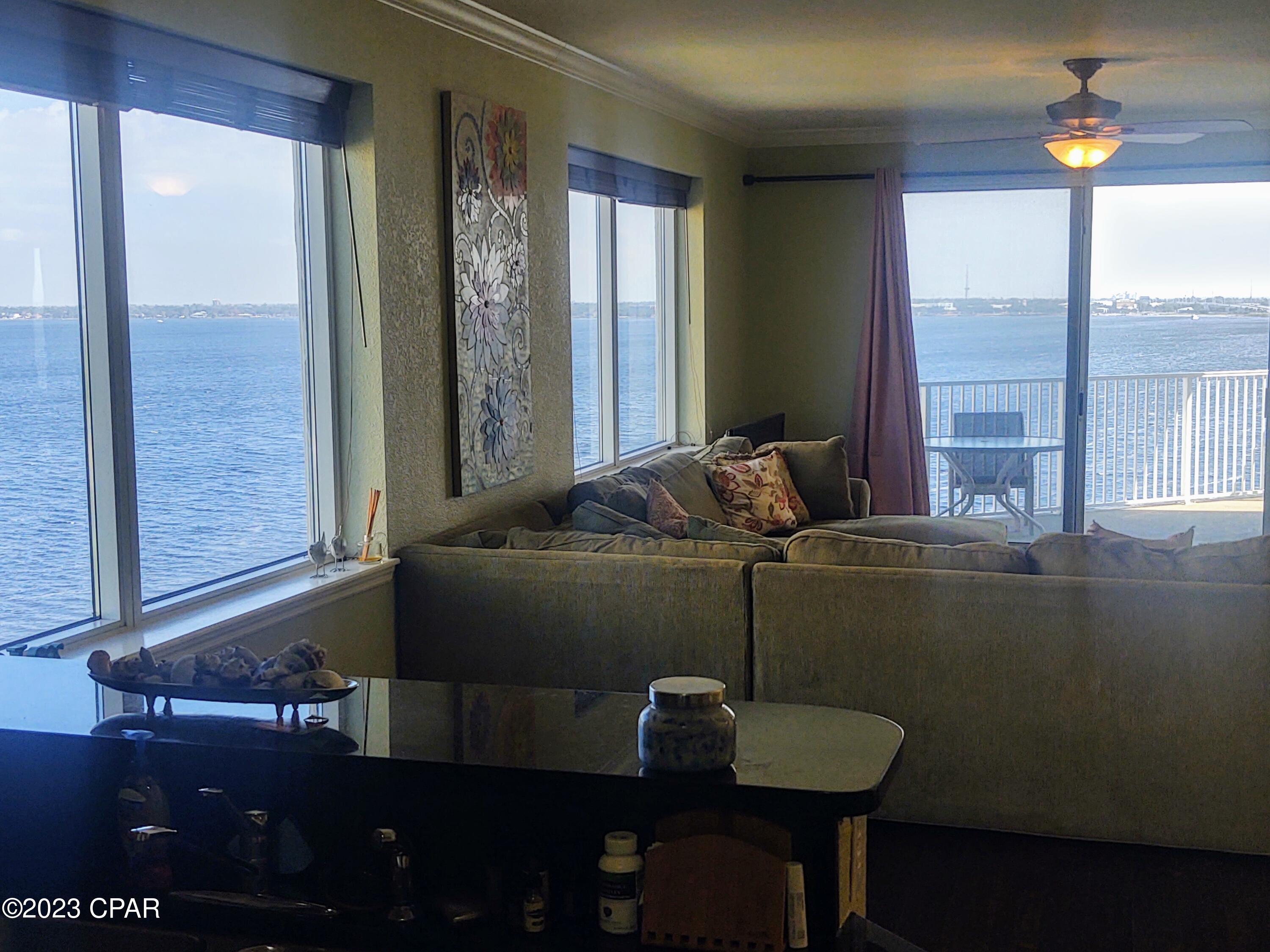 Hibiscus By The Bay - Residential