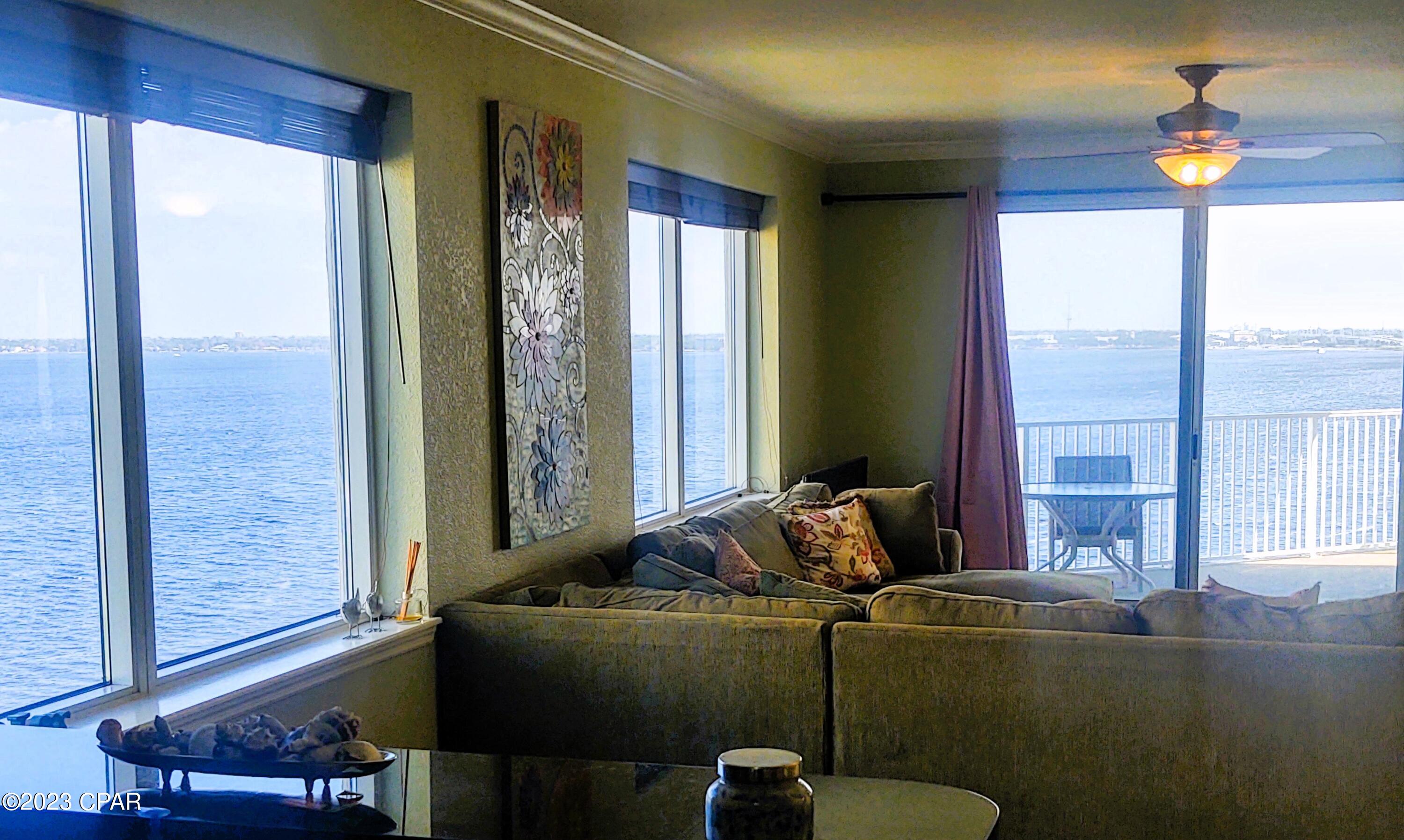 Hibiscus By The Bay - Residential