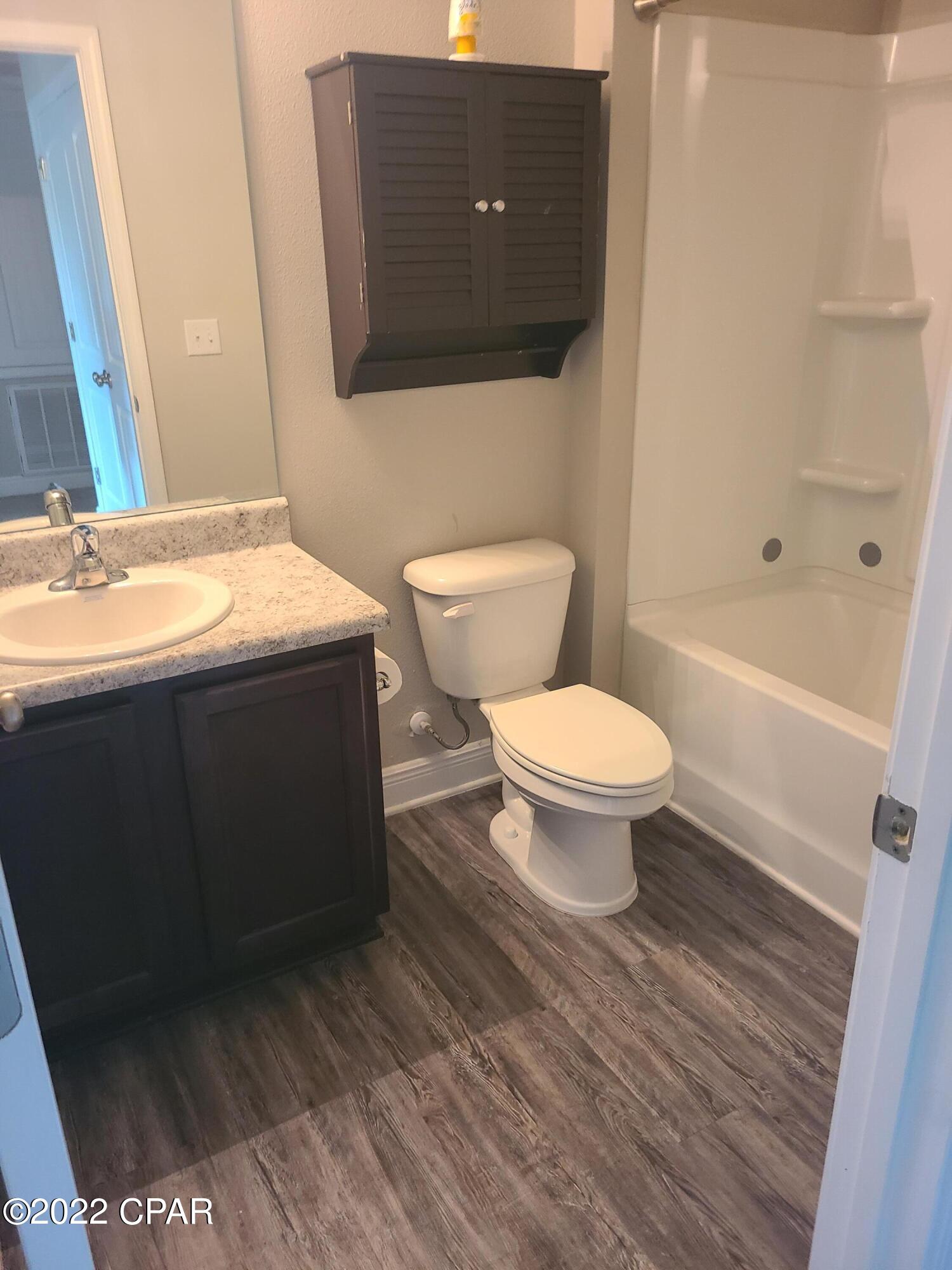 [No Recorded Subdiv] - Residential Lease