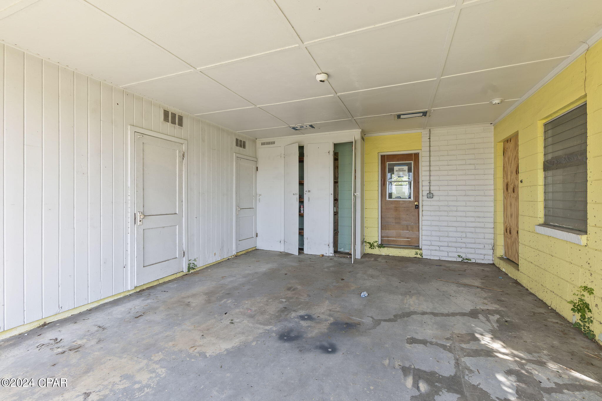 Hentz 1st Add Unit B - Residential