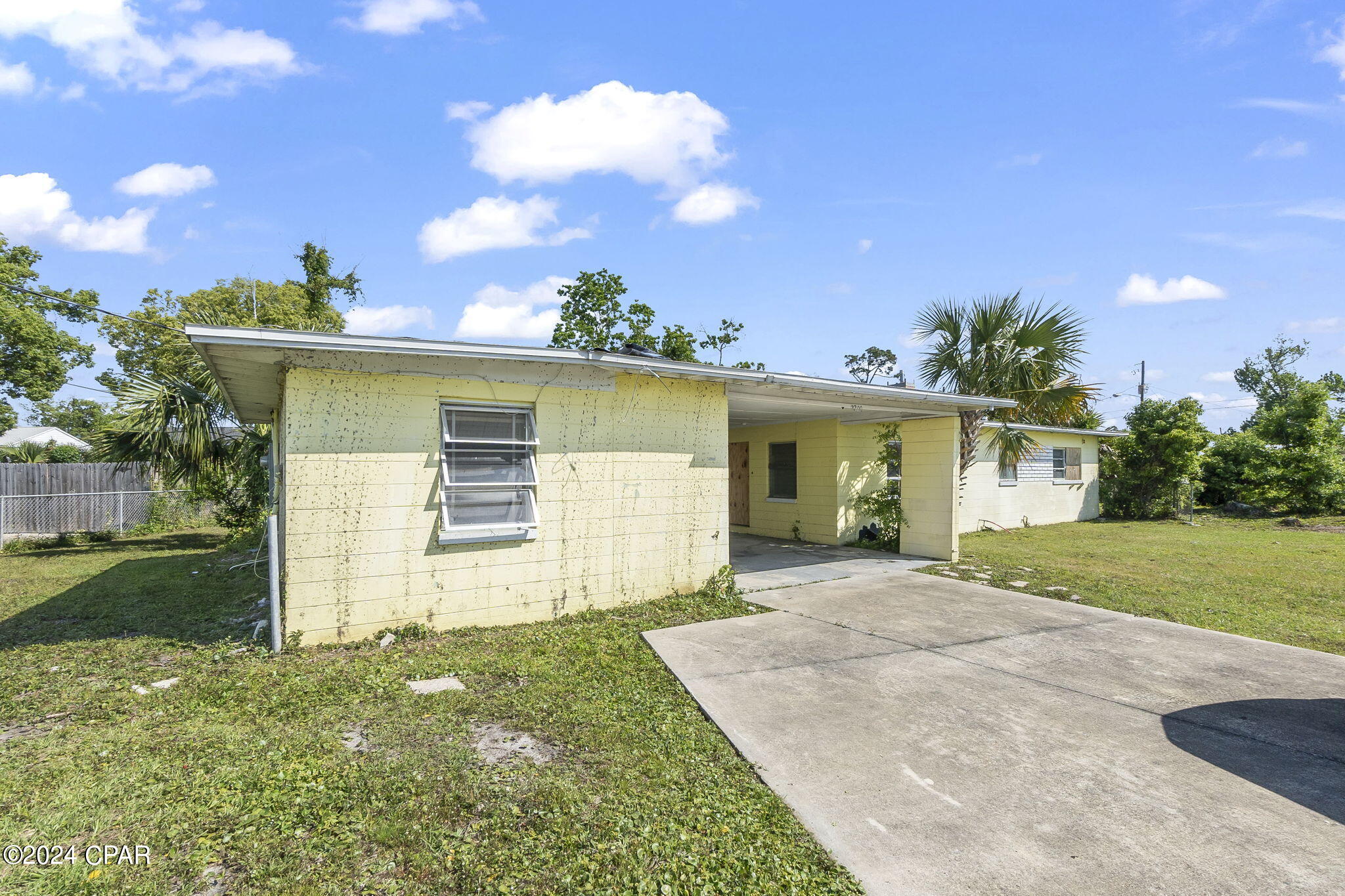 Hentz 1st Add Unit B - Residential