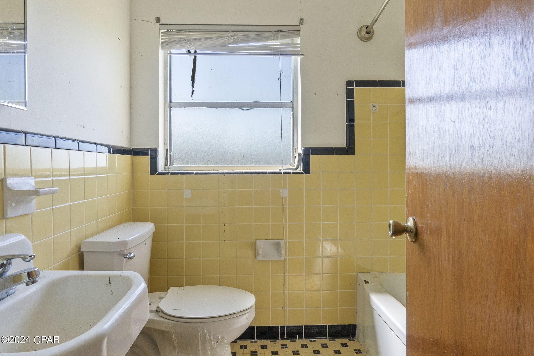 Hentz 1st Add Unit B - Residential