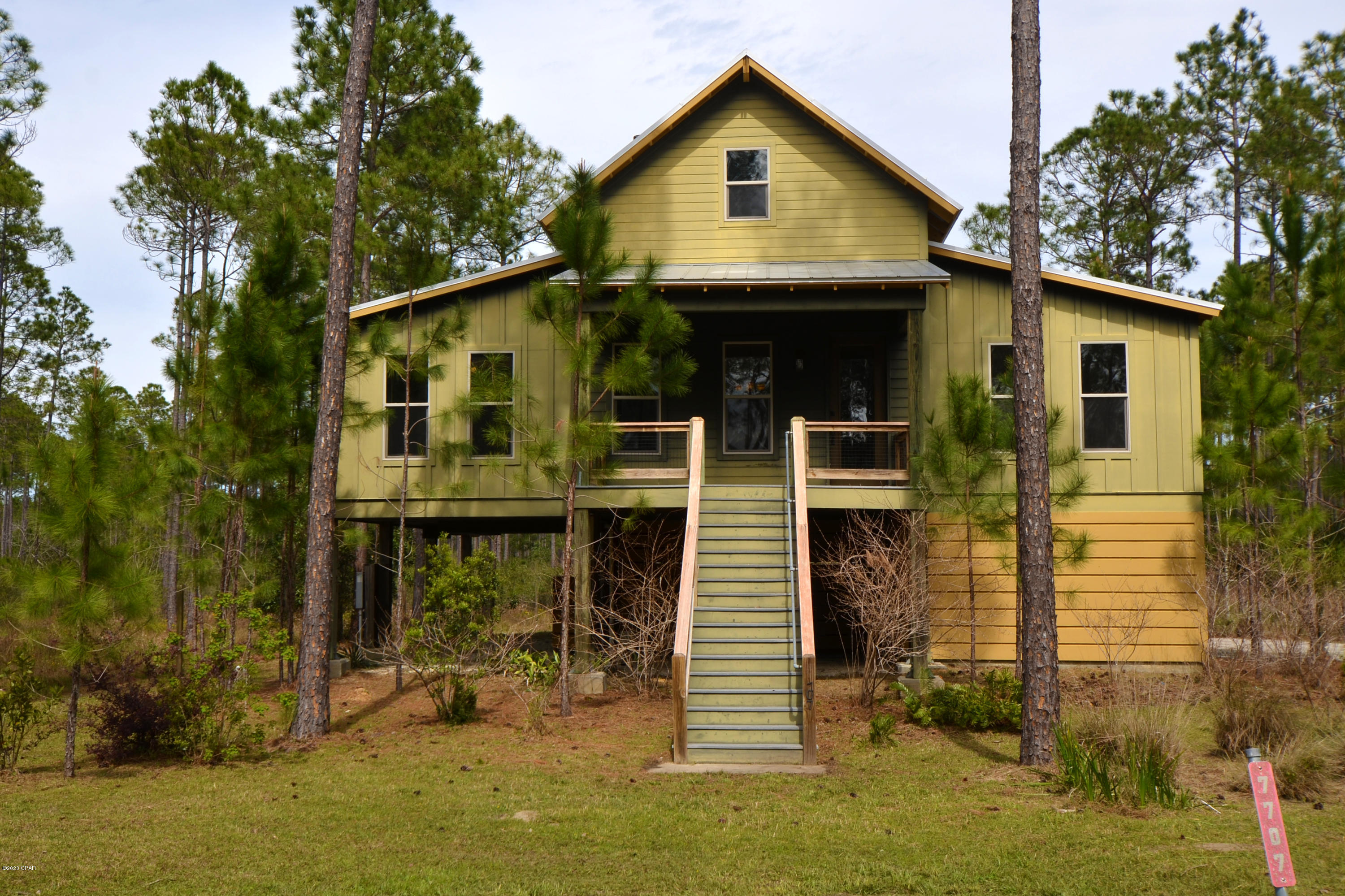 Rivercamps On Crooked Creek - Residential