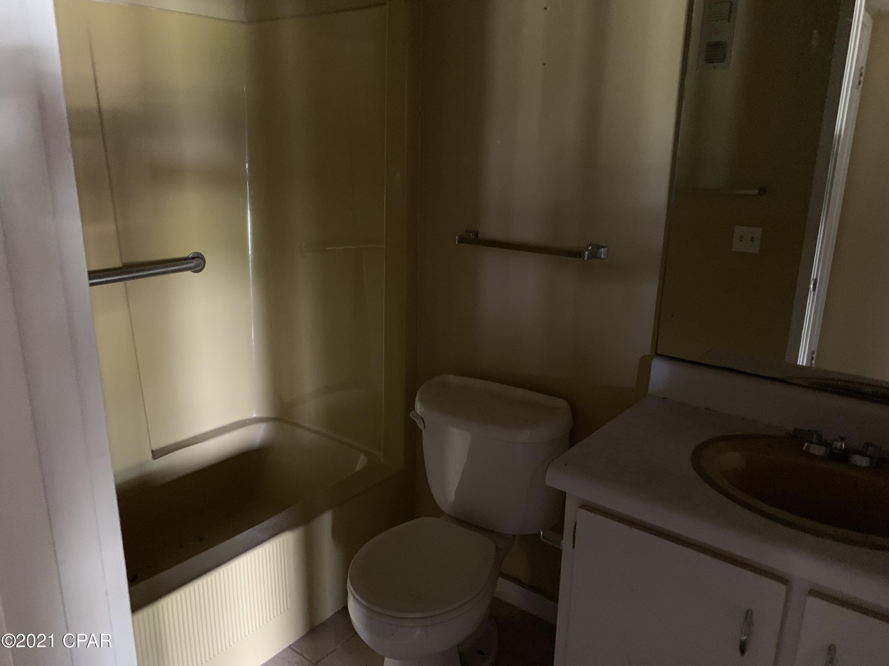 Bay Point Harbour Villas - Residential