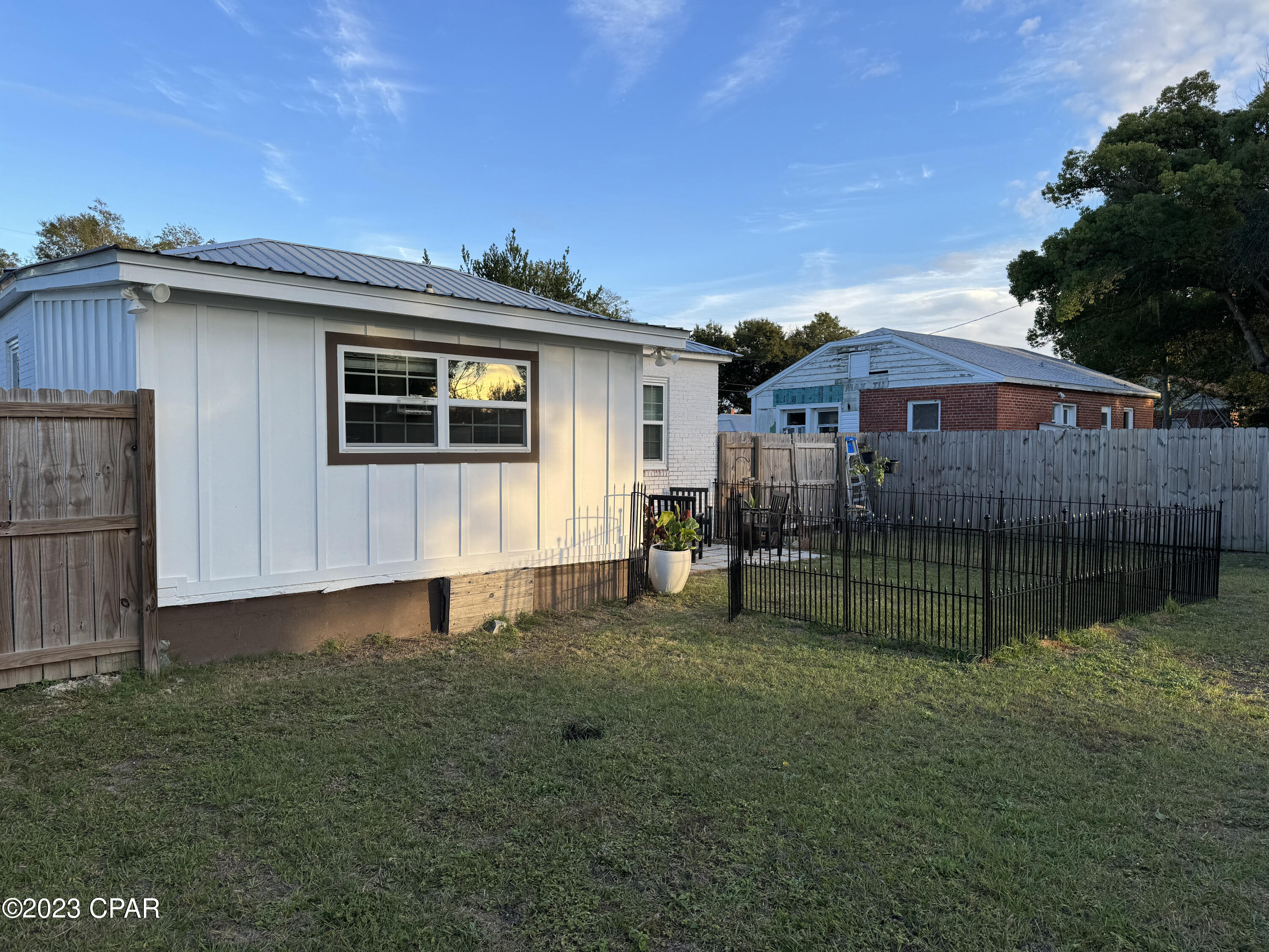 Oakland Terrace Add - Residential