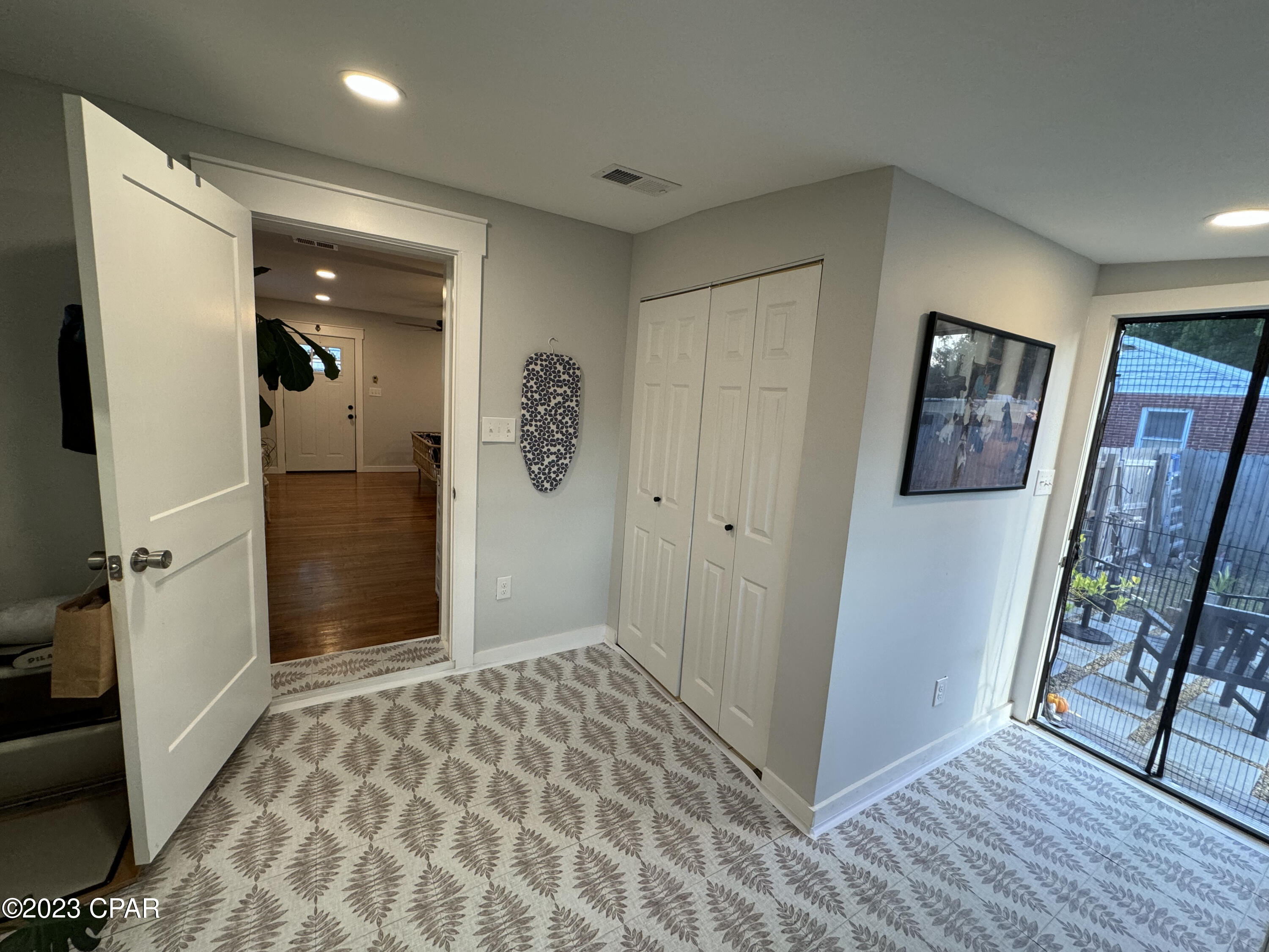 Oakland Terrace Add - Residential