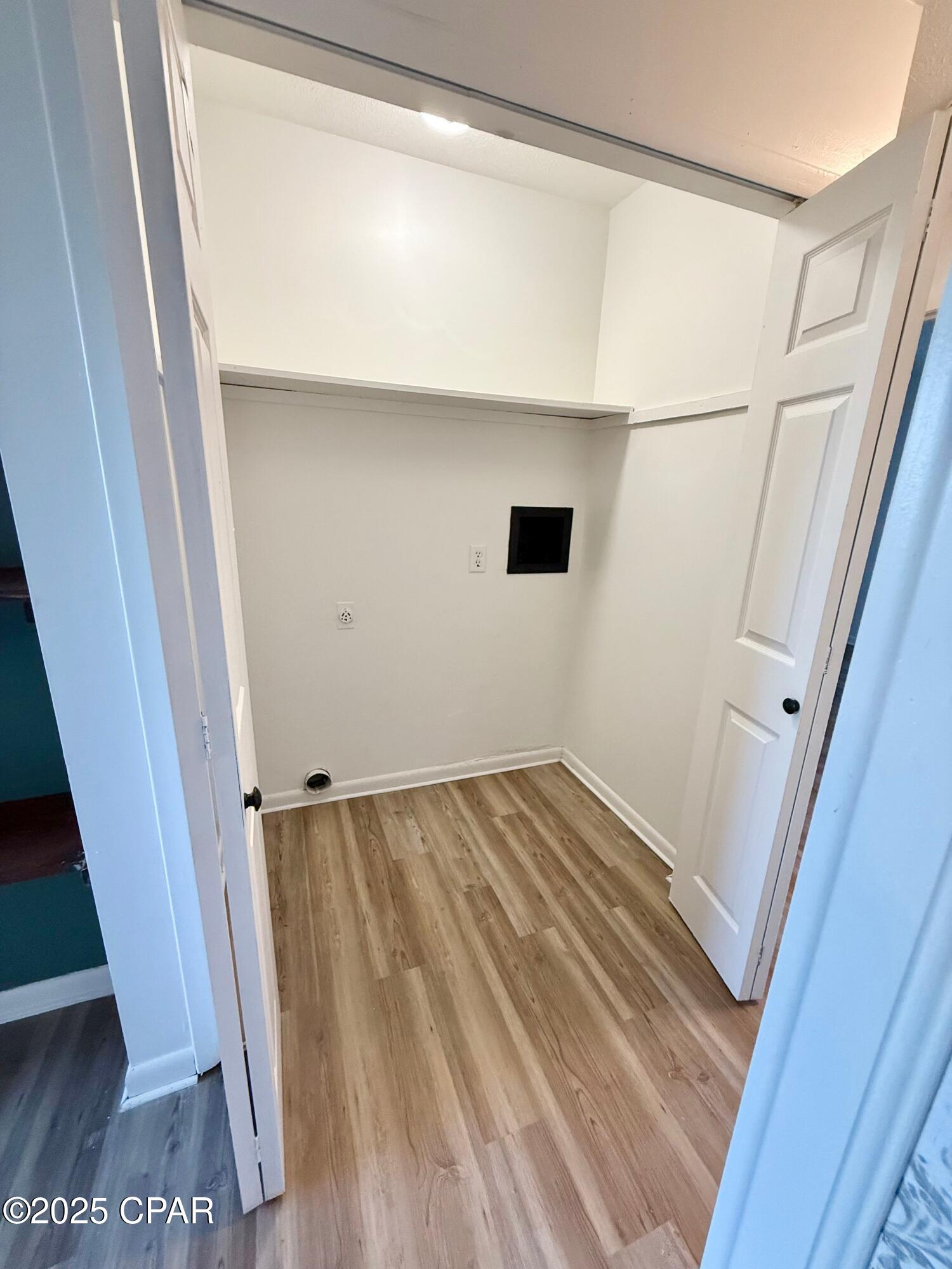 W H Parker - Residential Lease