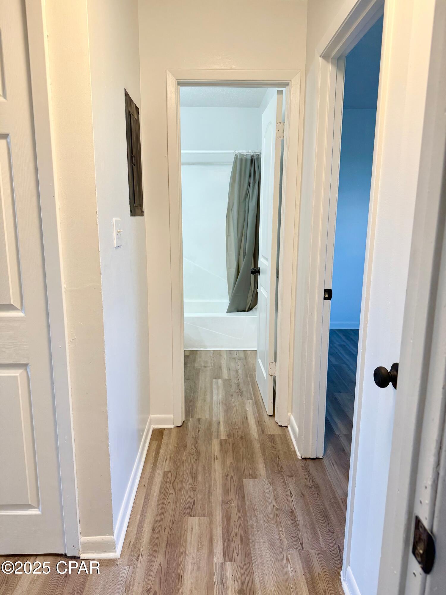 W H Parker - Residential Lease