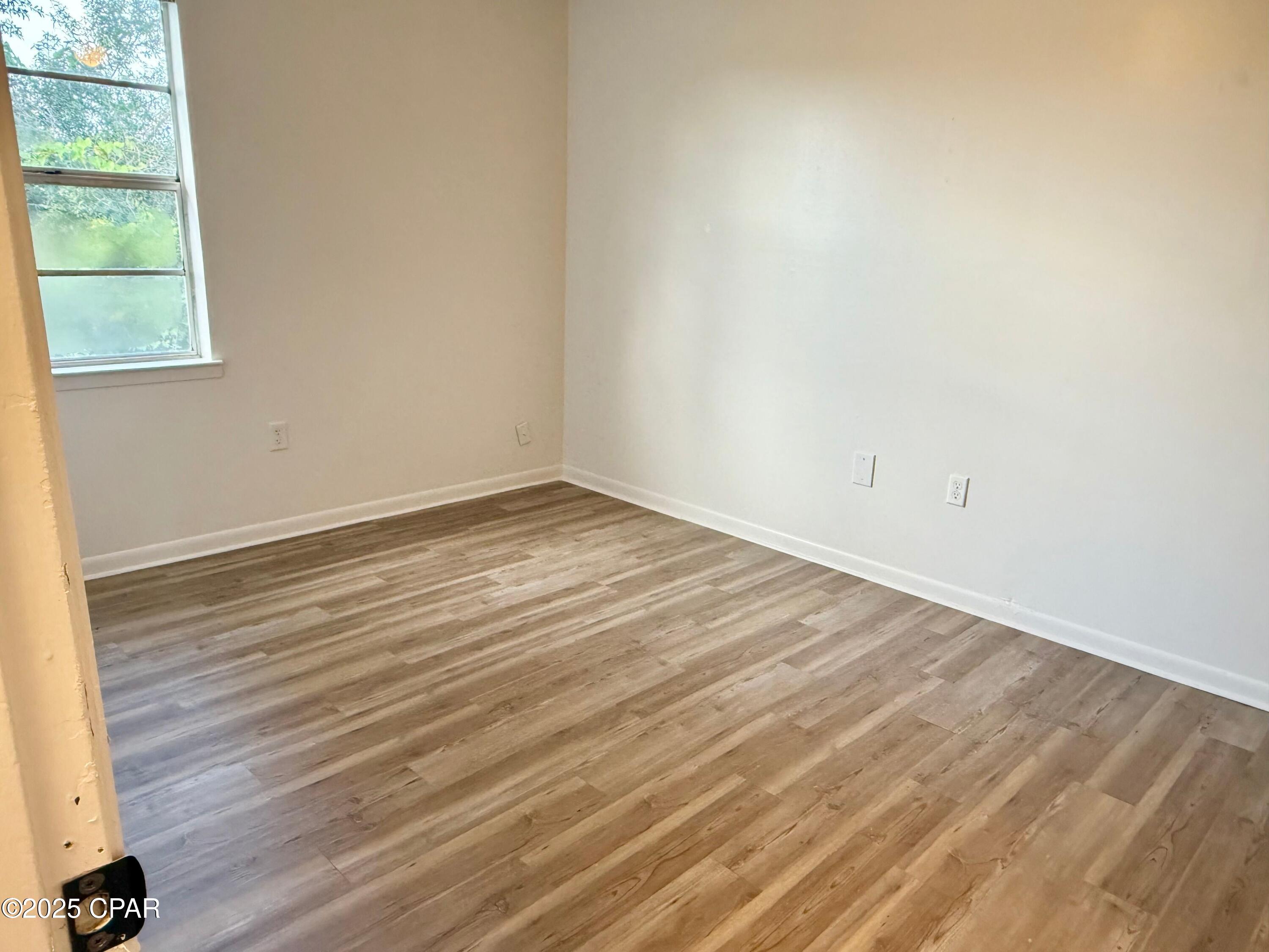 W H Parker - Residential Lease