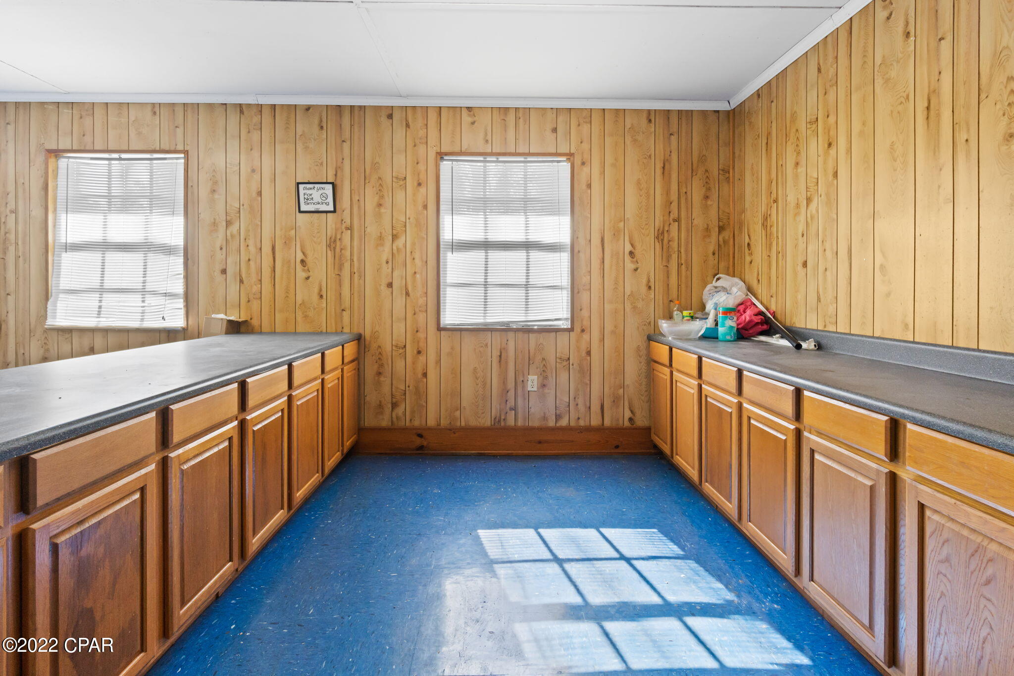 [No Recorded Subdiv] - Commercial Sale