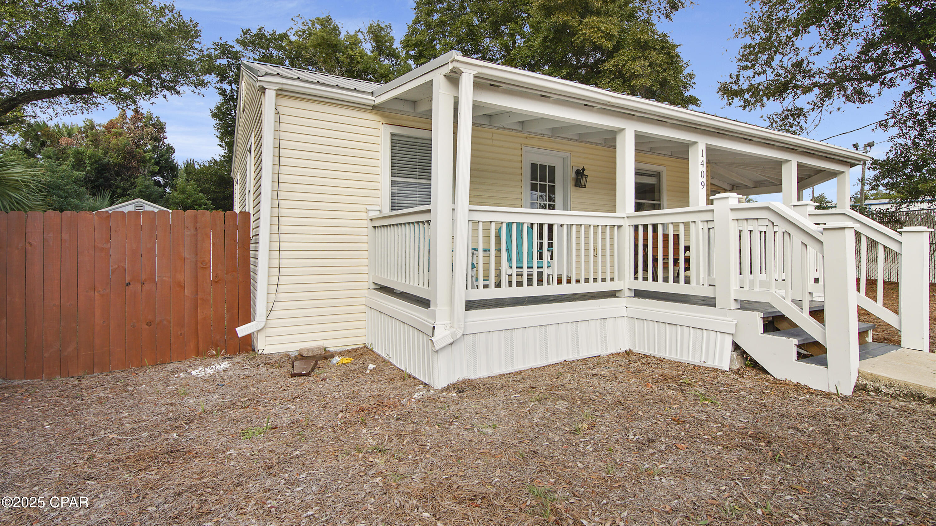 [No Recorded Subdiv] - Residential