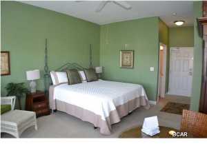 Gulf Place Town Center East - Residential