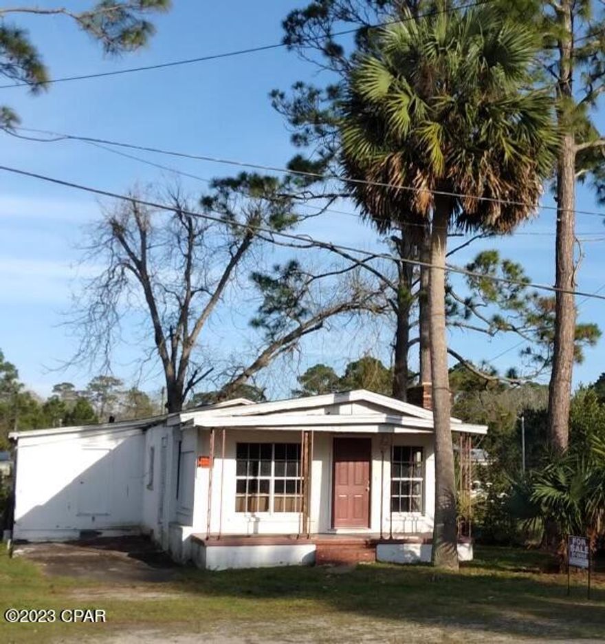 This Investor special property is located in the heart of PORT ST JOE. Tax records show this home as 1 bedroom, 1 bath, but there is potential for 4 bedrooms!  Home is being sold ''AS IS''. The inside of the home offers 1,422sqft of living space, and so much more. Seller is willing to consider Owner Financed offers. Call for more information!