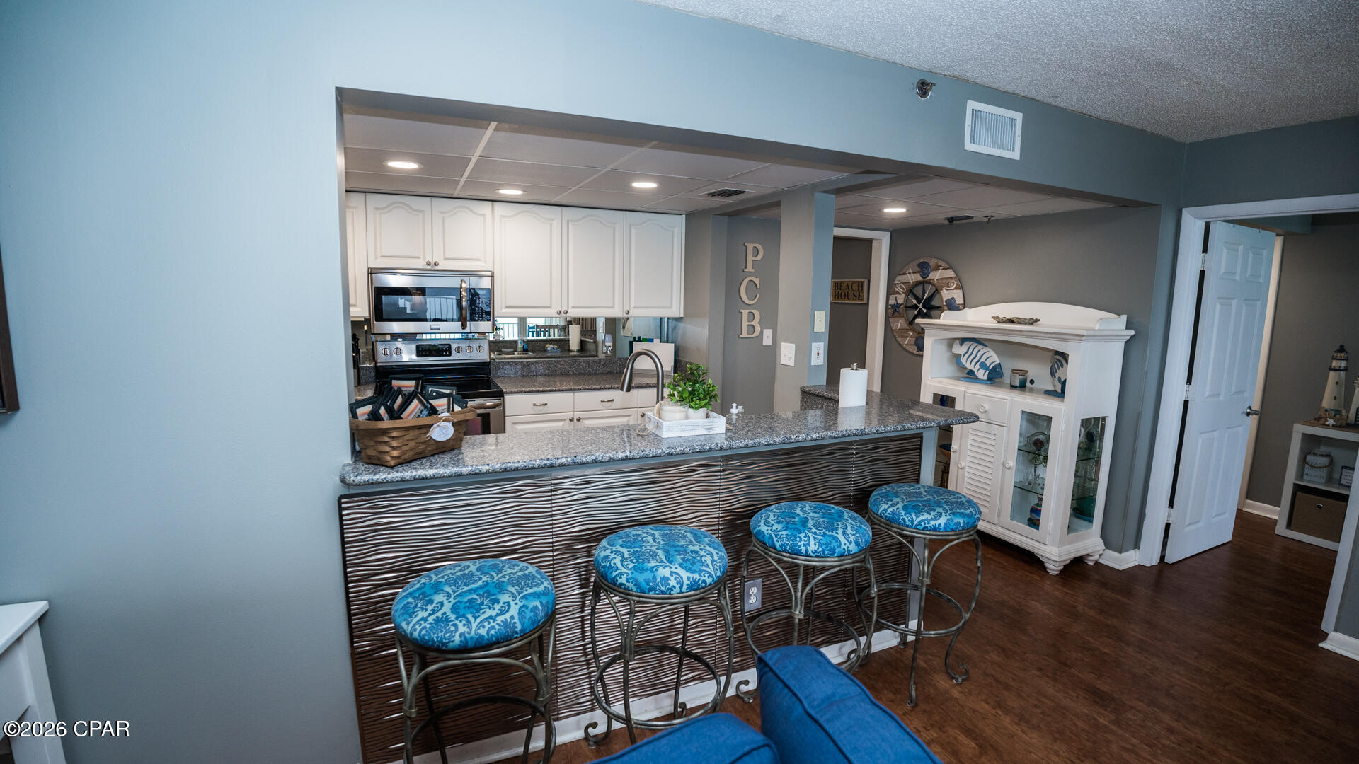 Long Beach Towers II - Residential