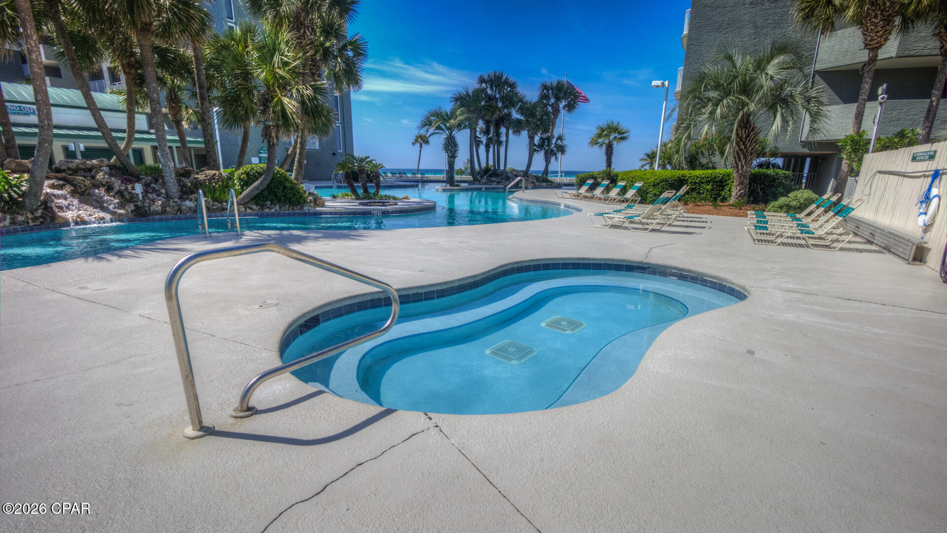 Long Beach Towers II - Residential