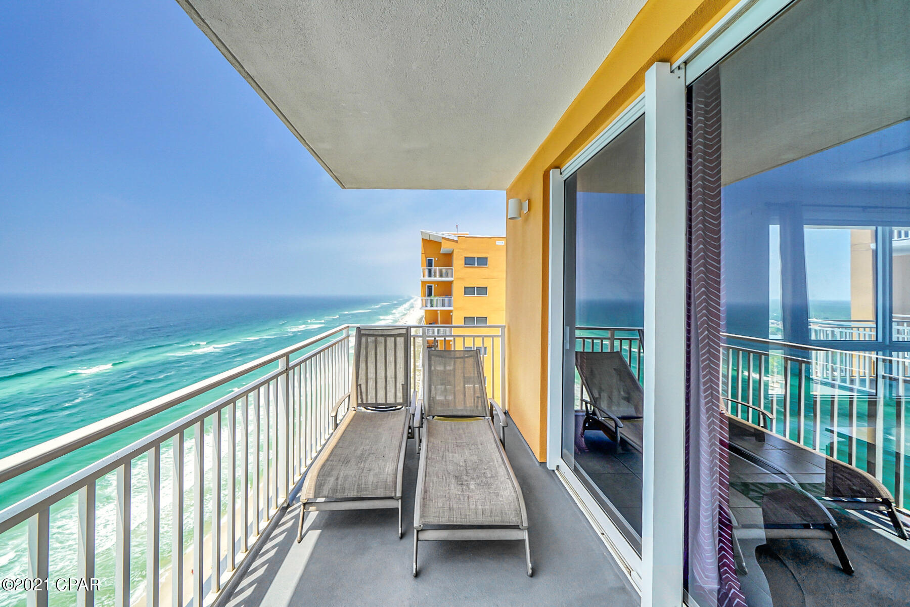 Splash Condo - Residential