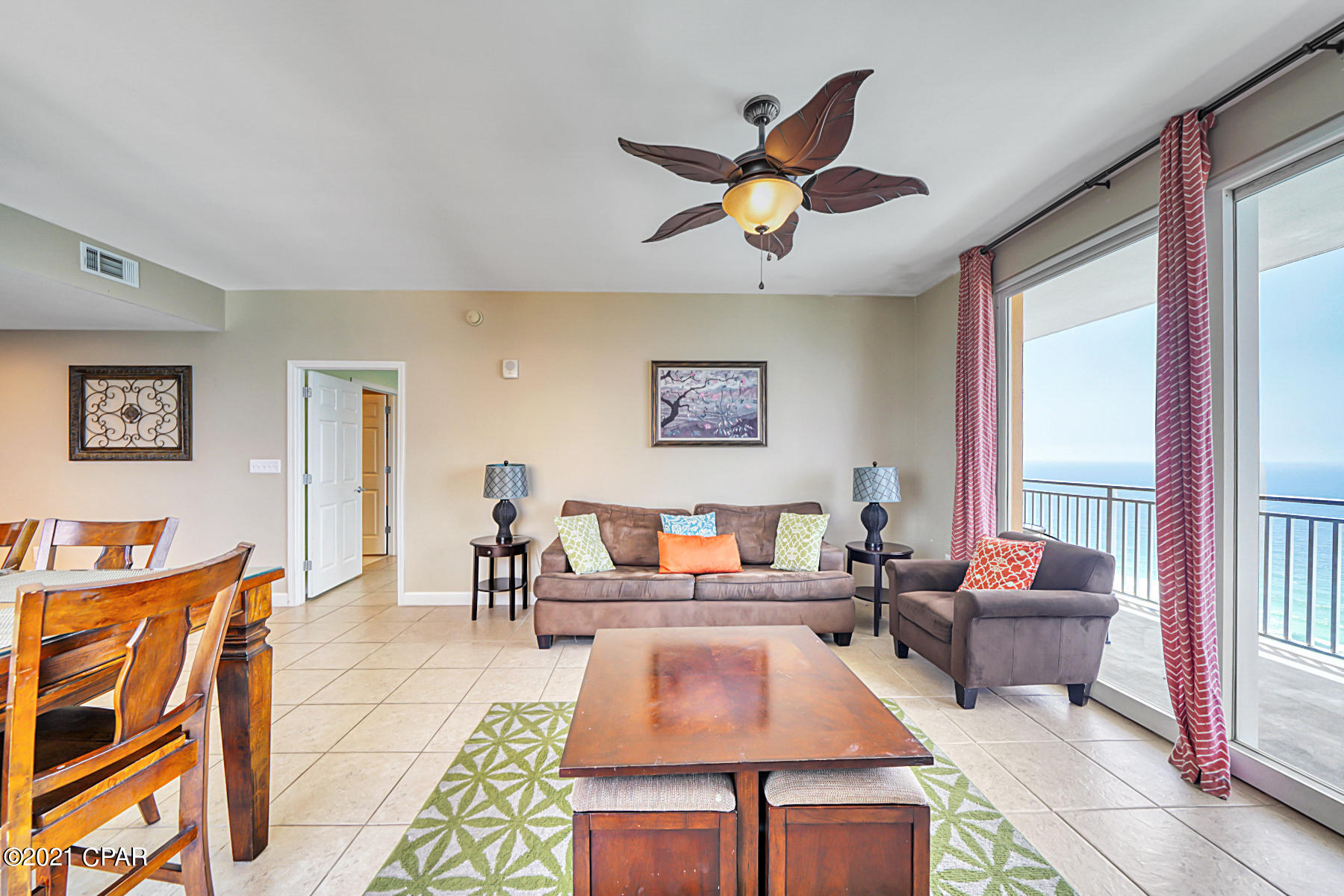 Splash Condo - Residential