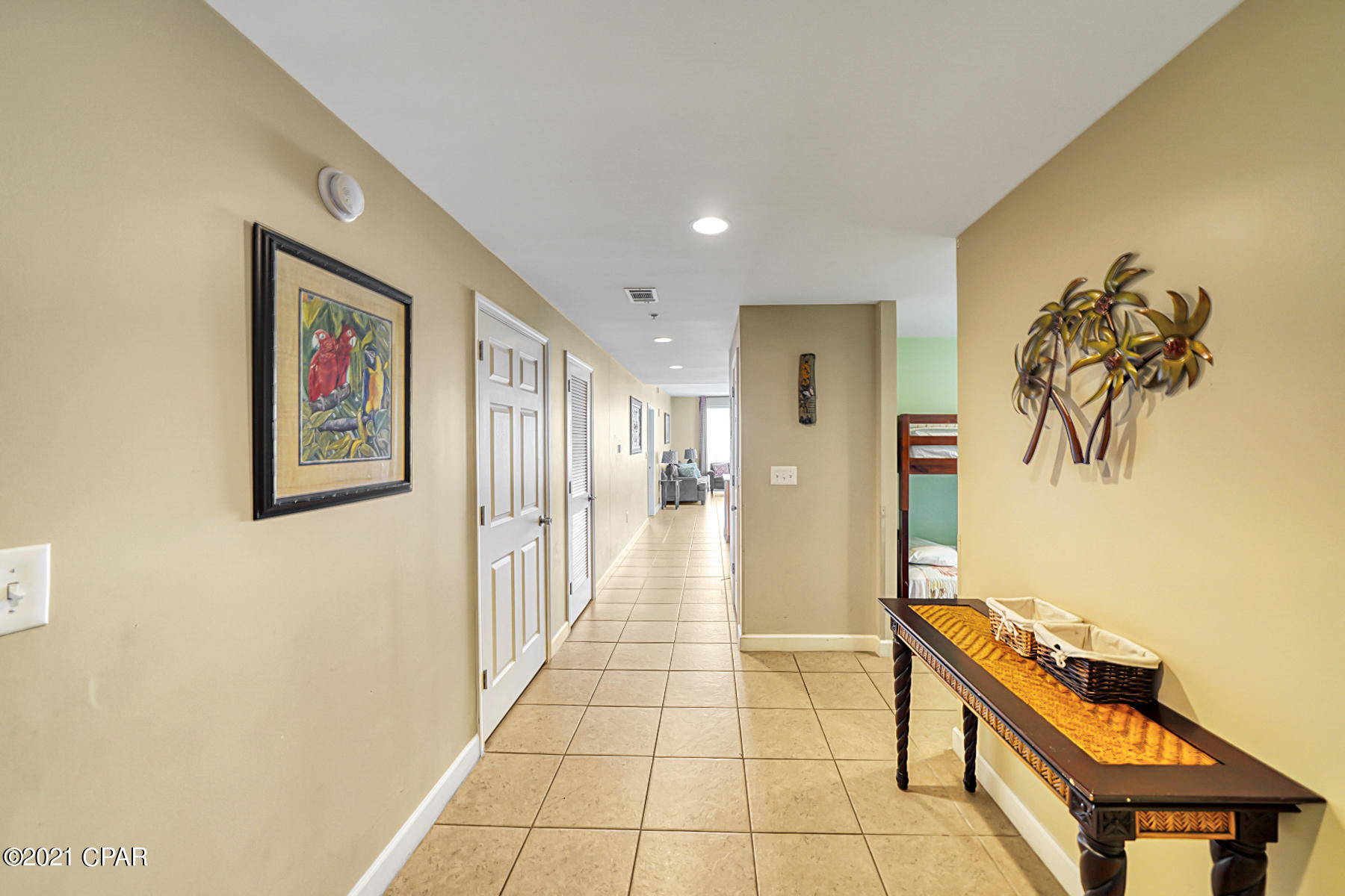 Splash Condo - Residential