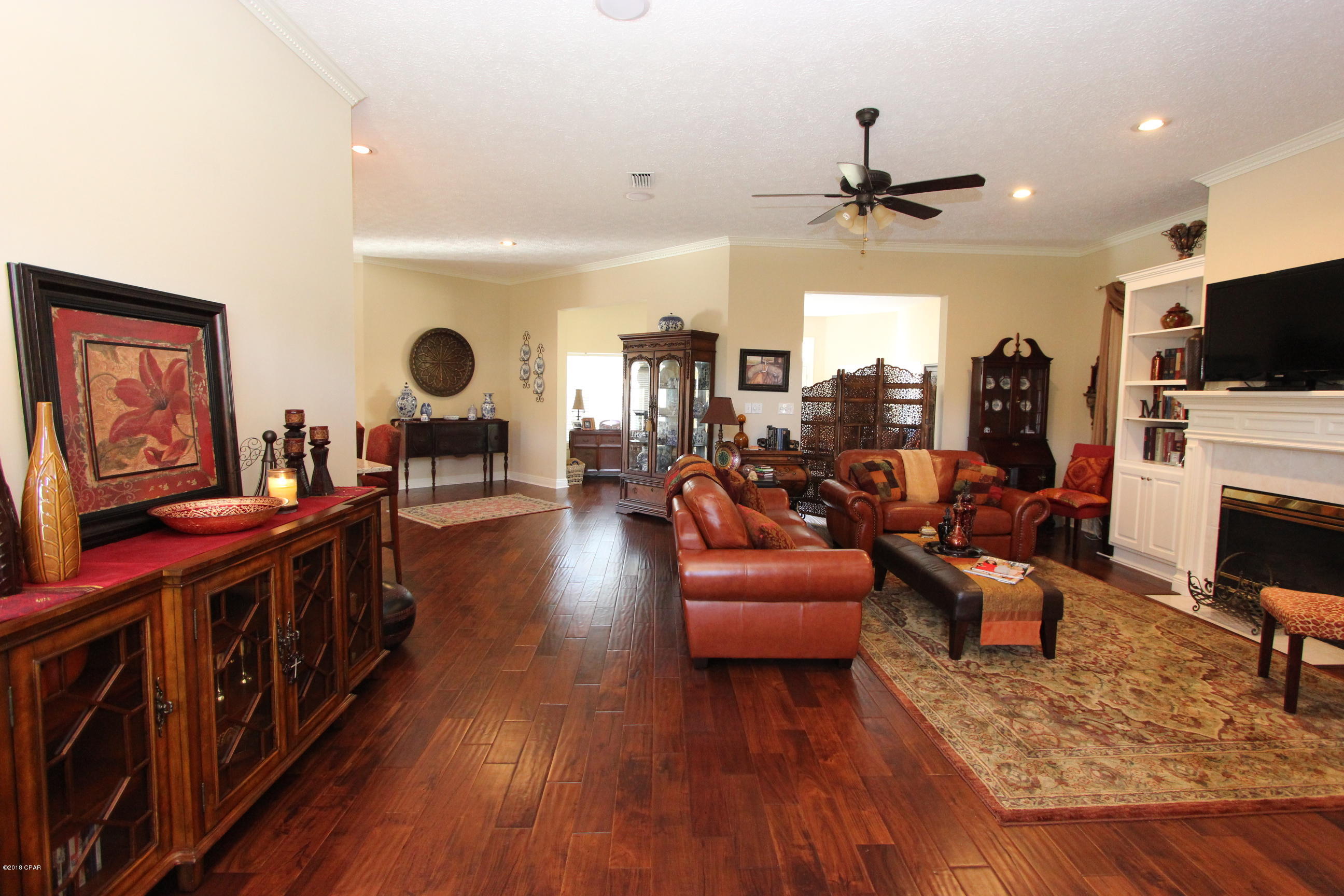 Colony Club Hrbr Ph 3 - Residential