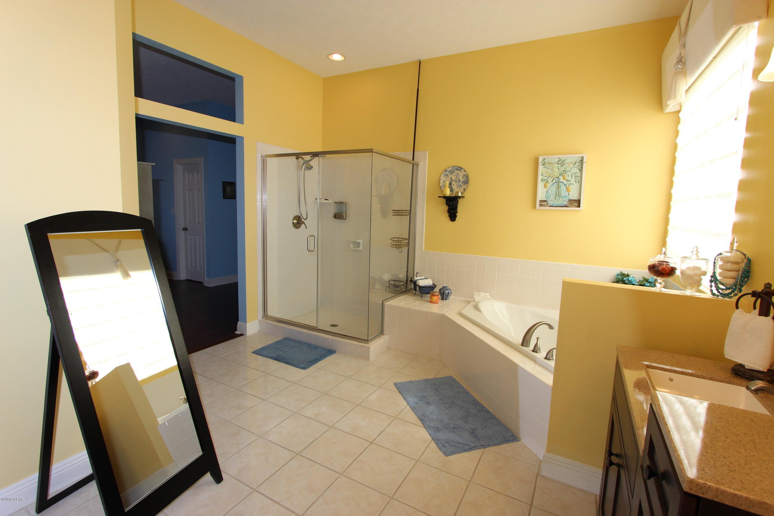 Colony Club Hrbr Ph 3 - Residential