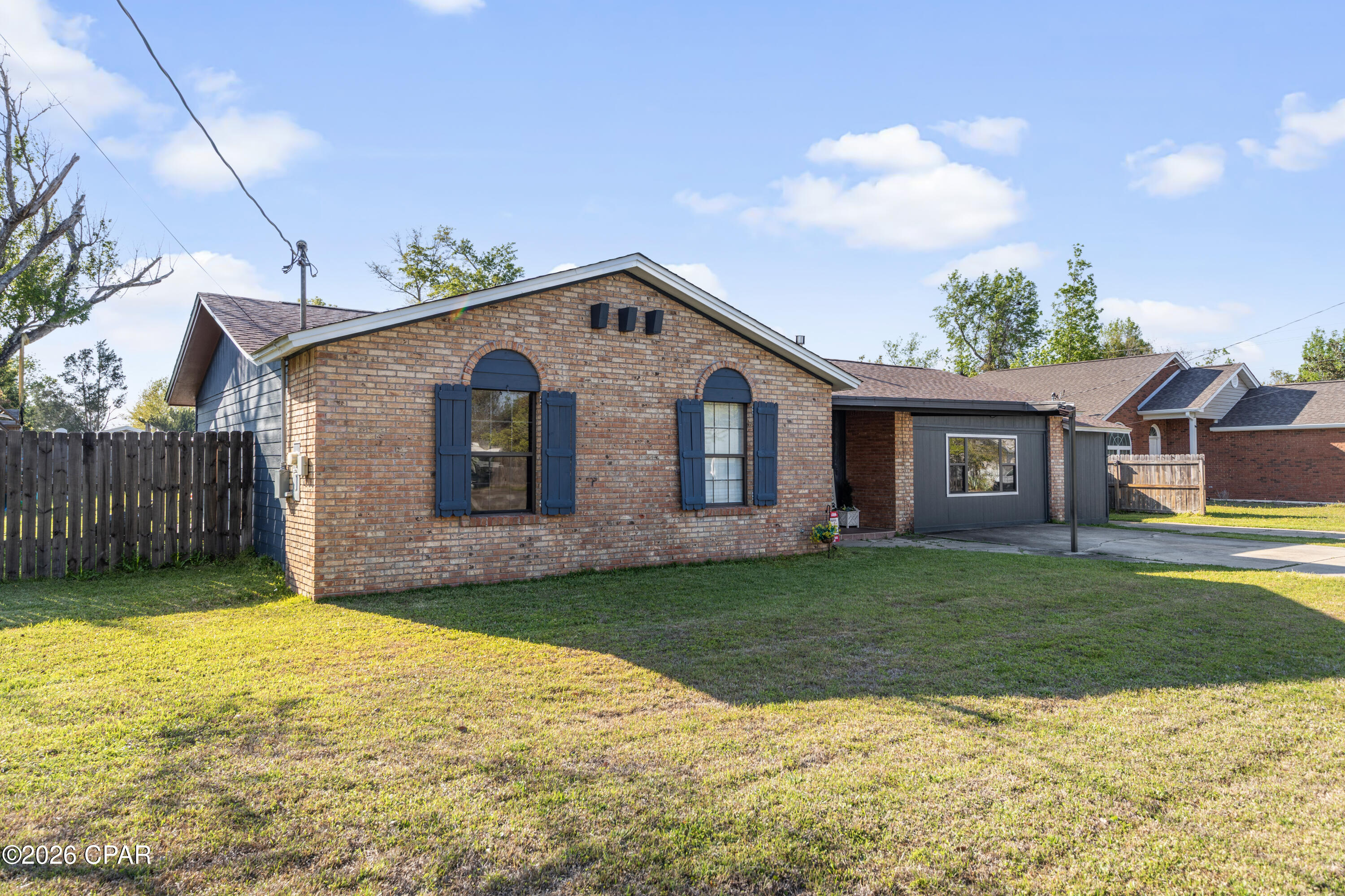 [No Recorded Subdiv] - Residential