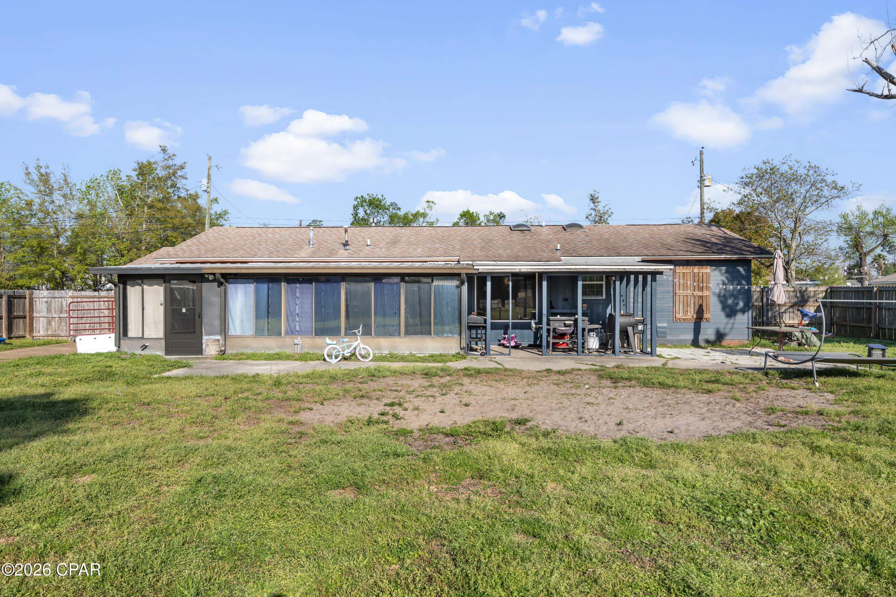 [No Recorded Subdiv] - Residential