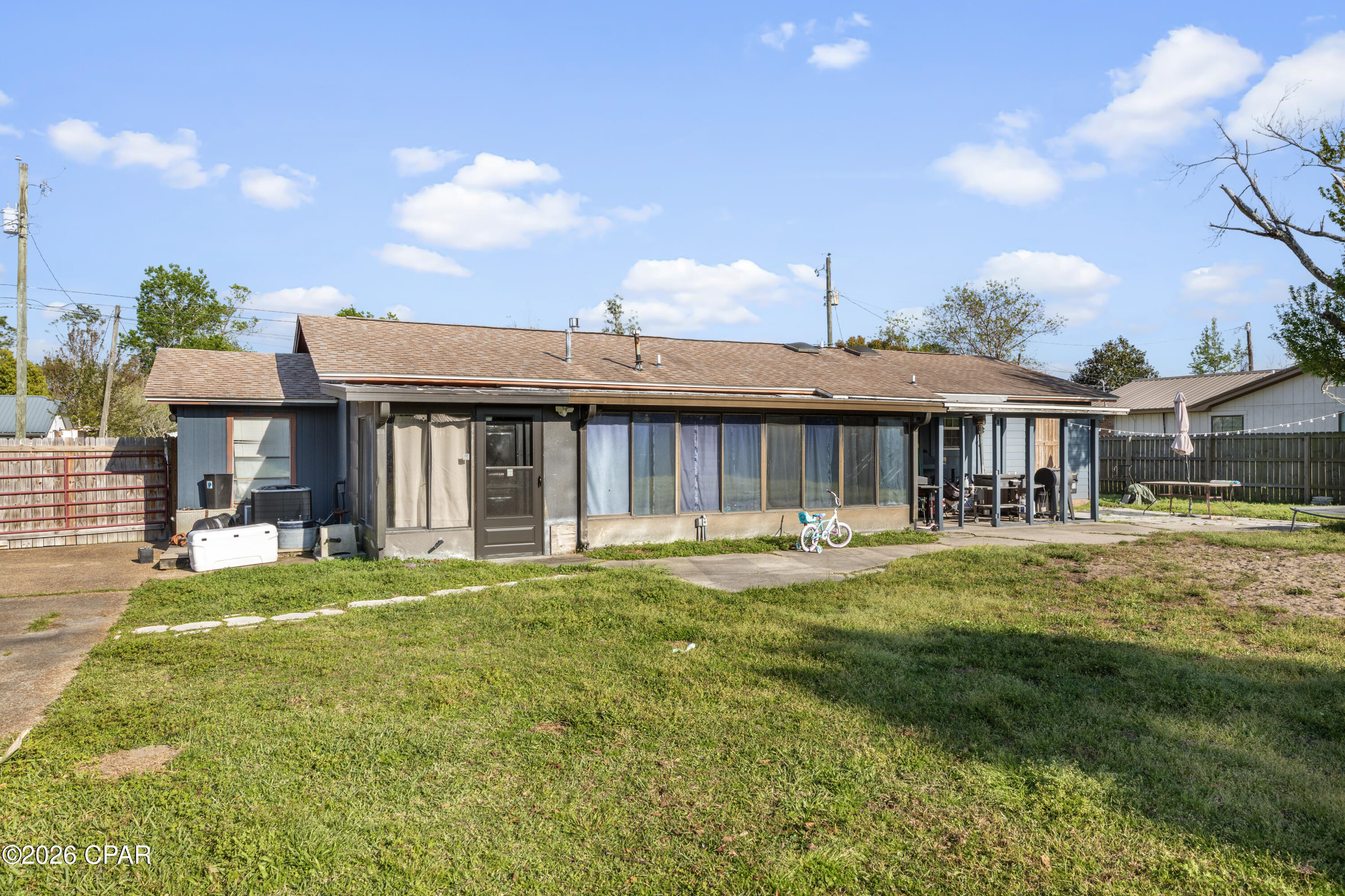 [No Recorded Subdiv] - Residential