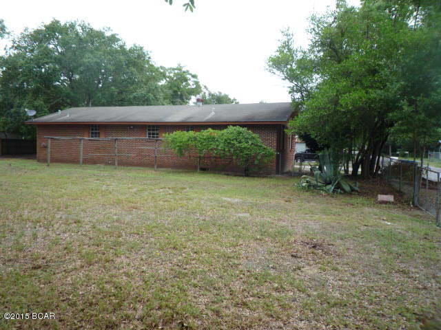 Pine Orchards Hgts 2nd Add - Residential