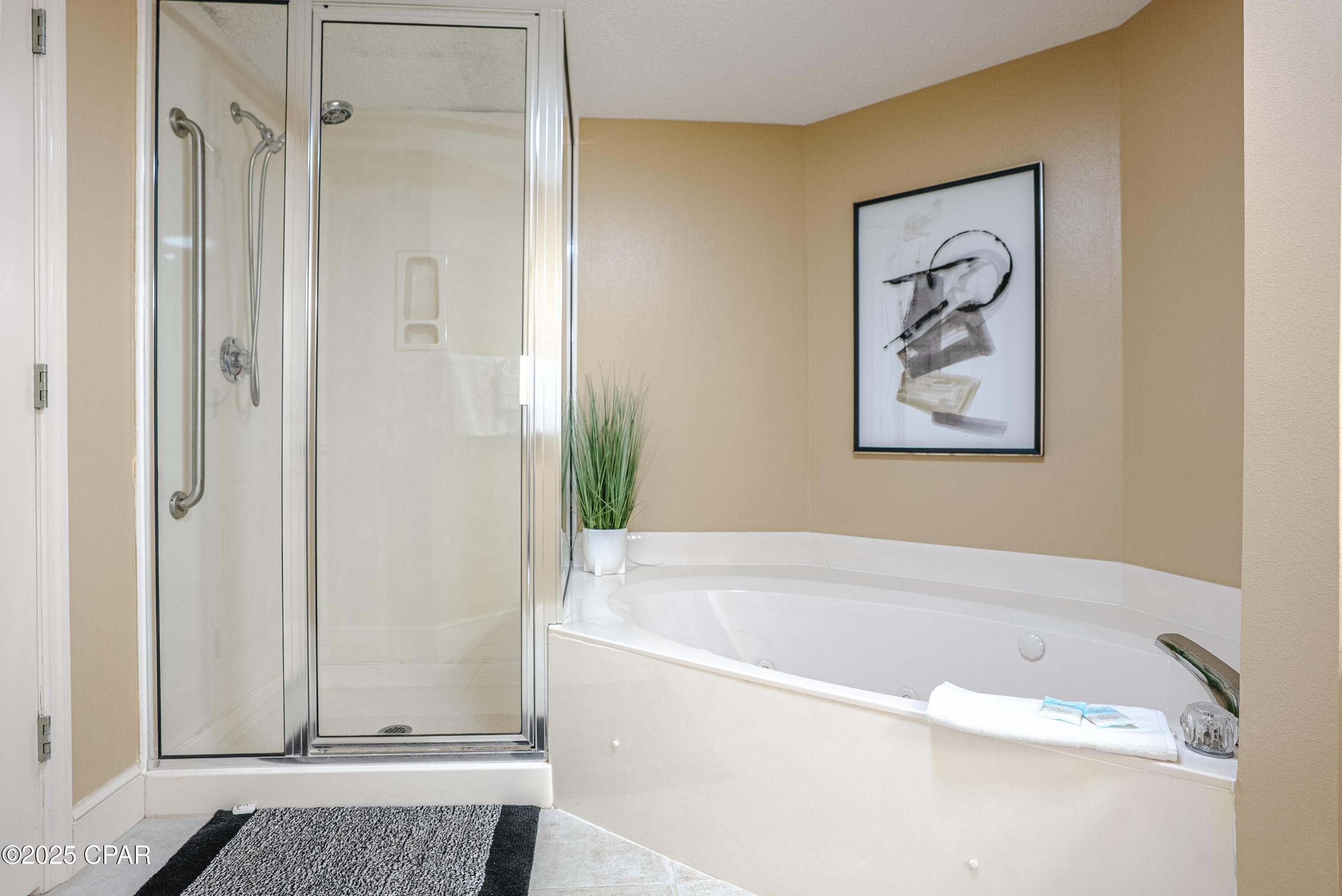 Majestic Beach Tower I - Residential