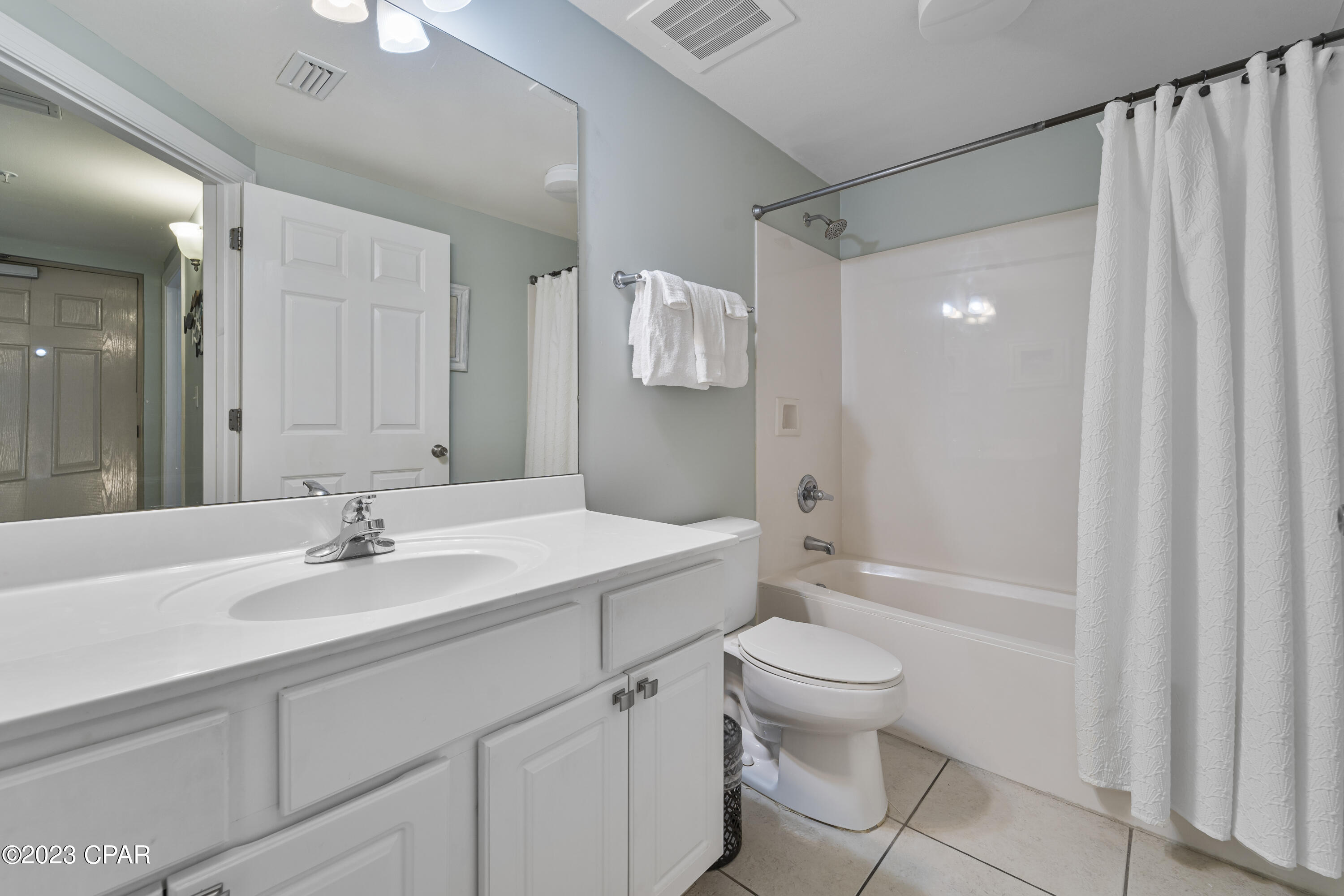 Sunrise Beach - Residential