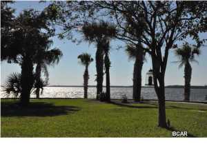 Marina Bay Condo - Residential