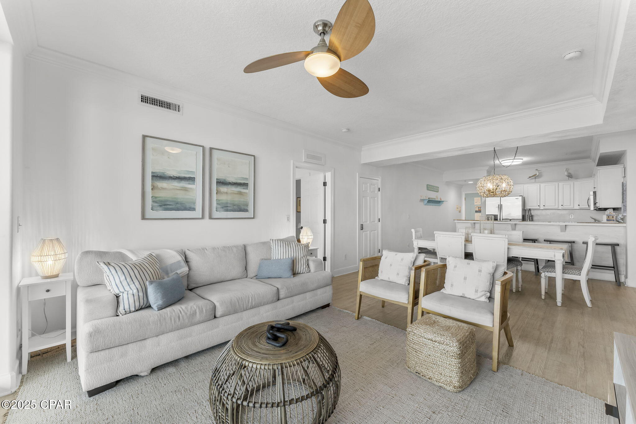 Tropic Winds - Residential