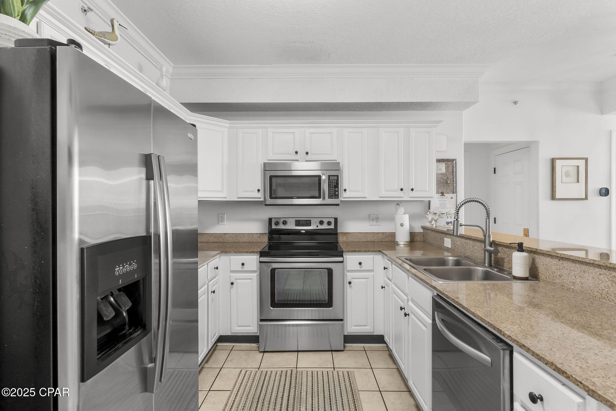 Tropic Winds - Residential