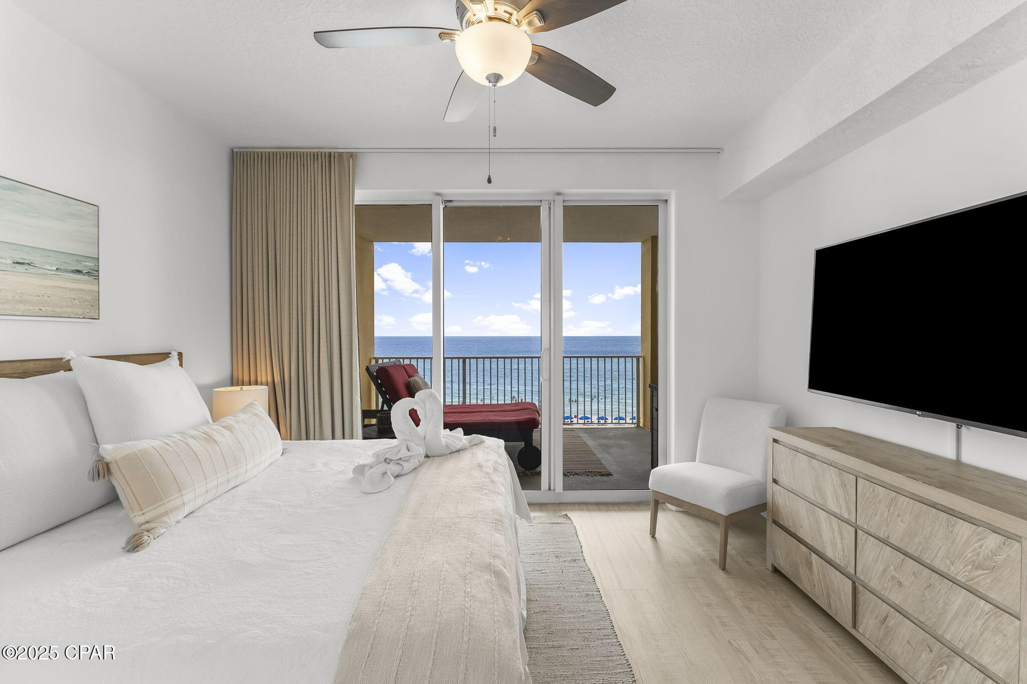 Tropic Winds - Residential