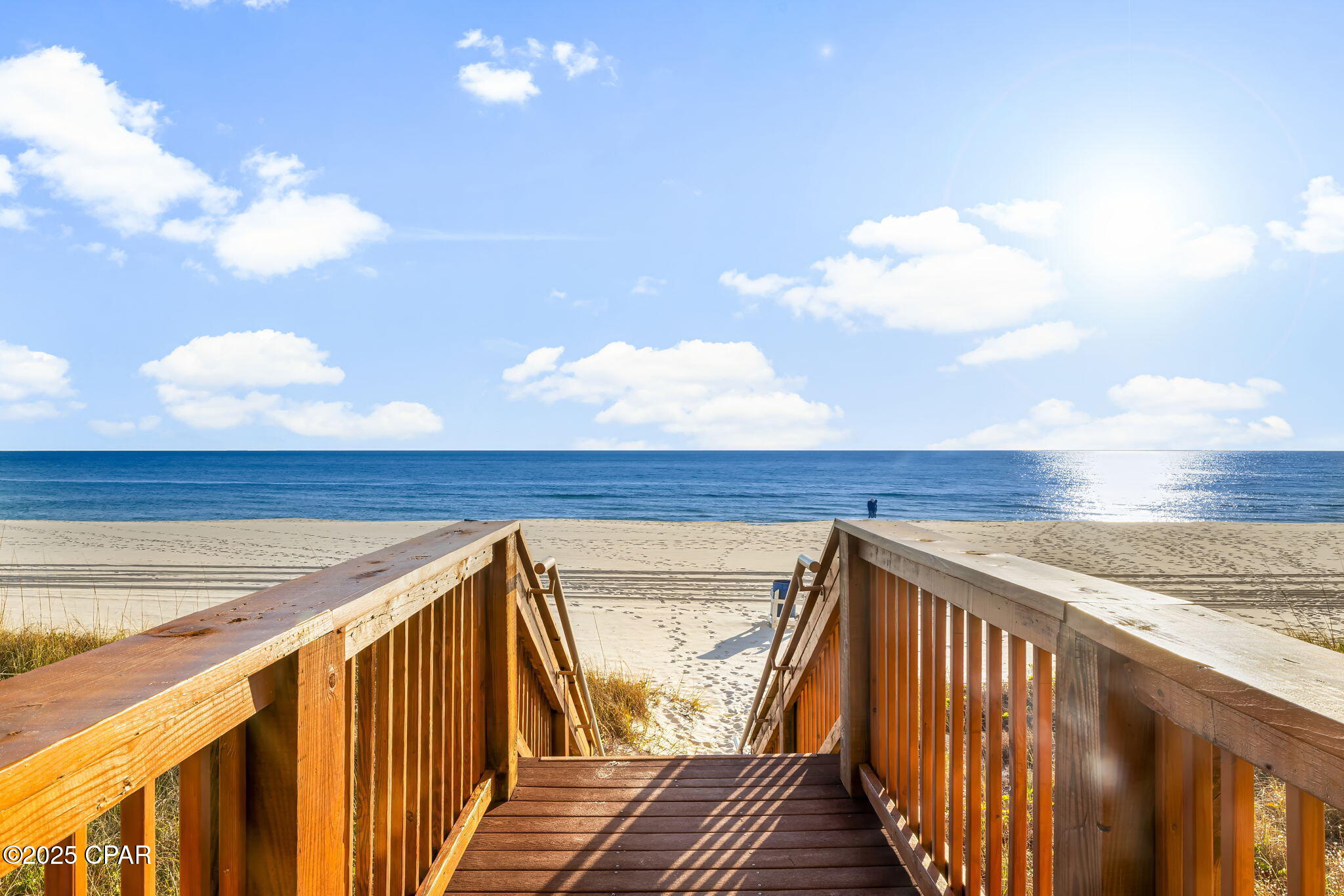 Tropic Winds - Residential