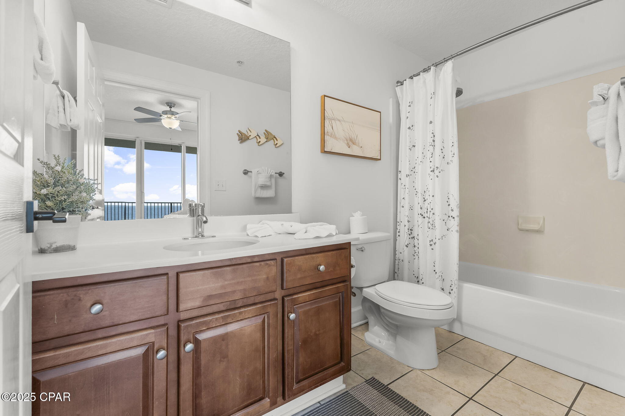 Tropic Winds - Residential