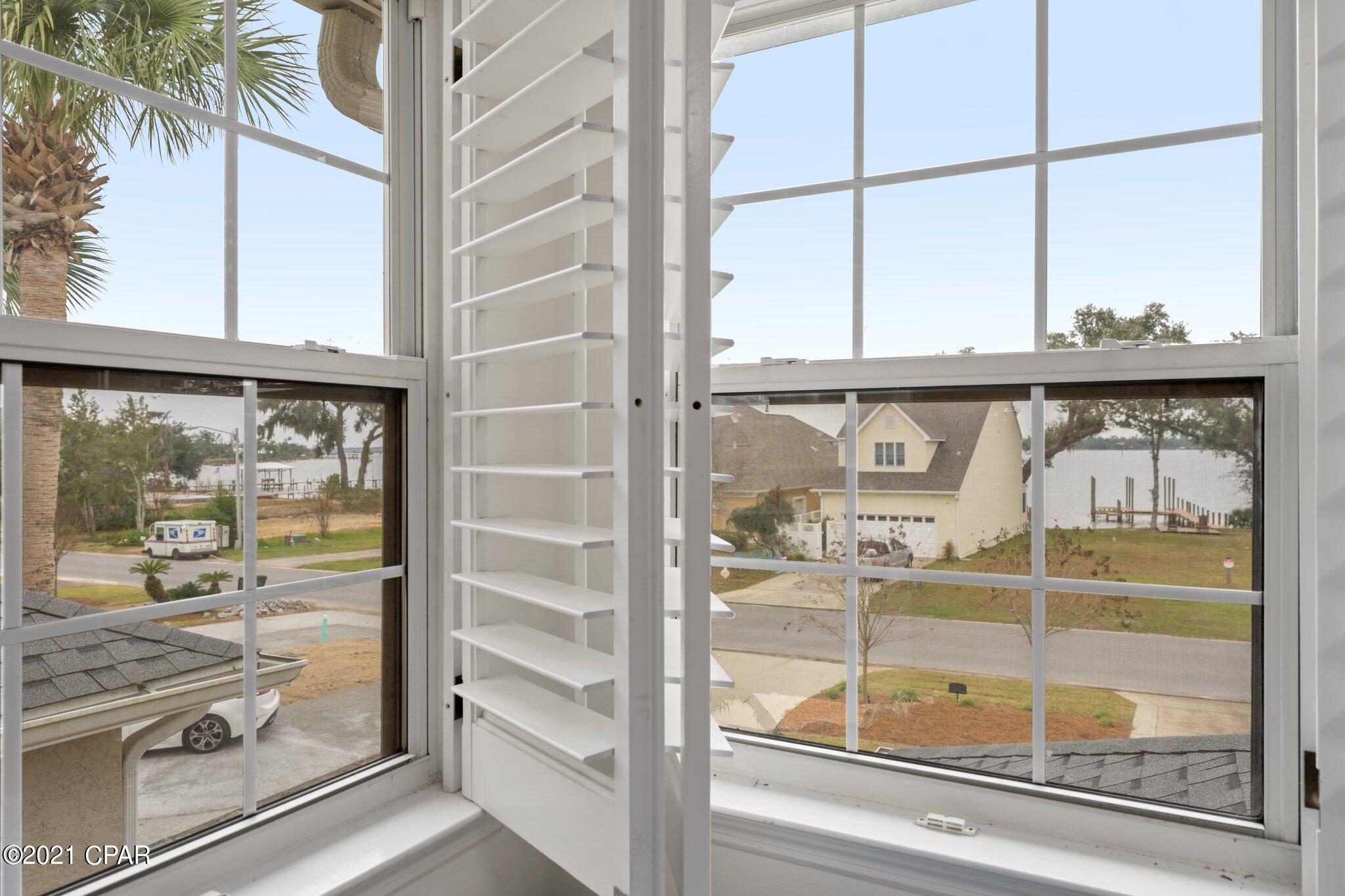 Bay Breeze - Residential