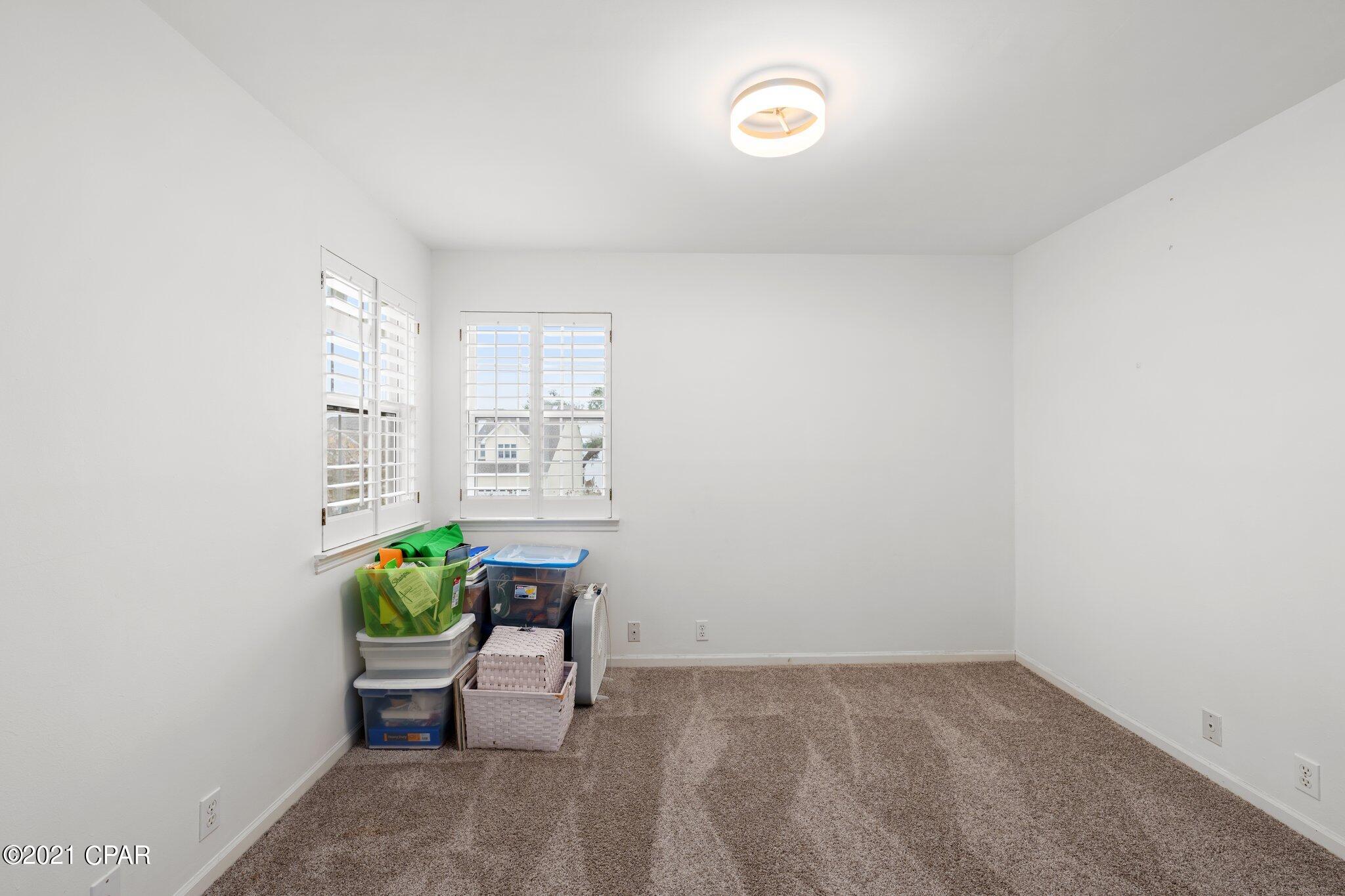 Bay Breeze - Residential