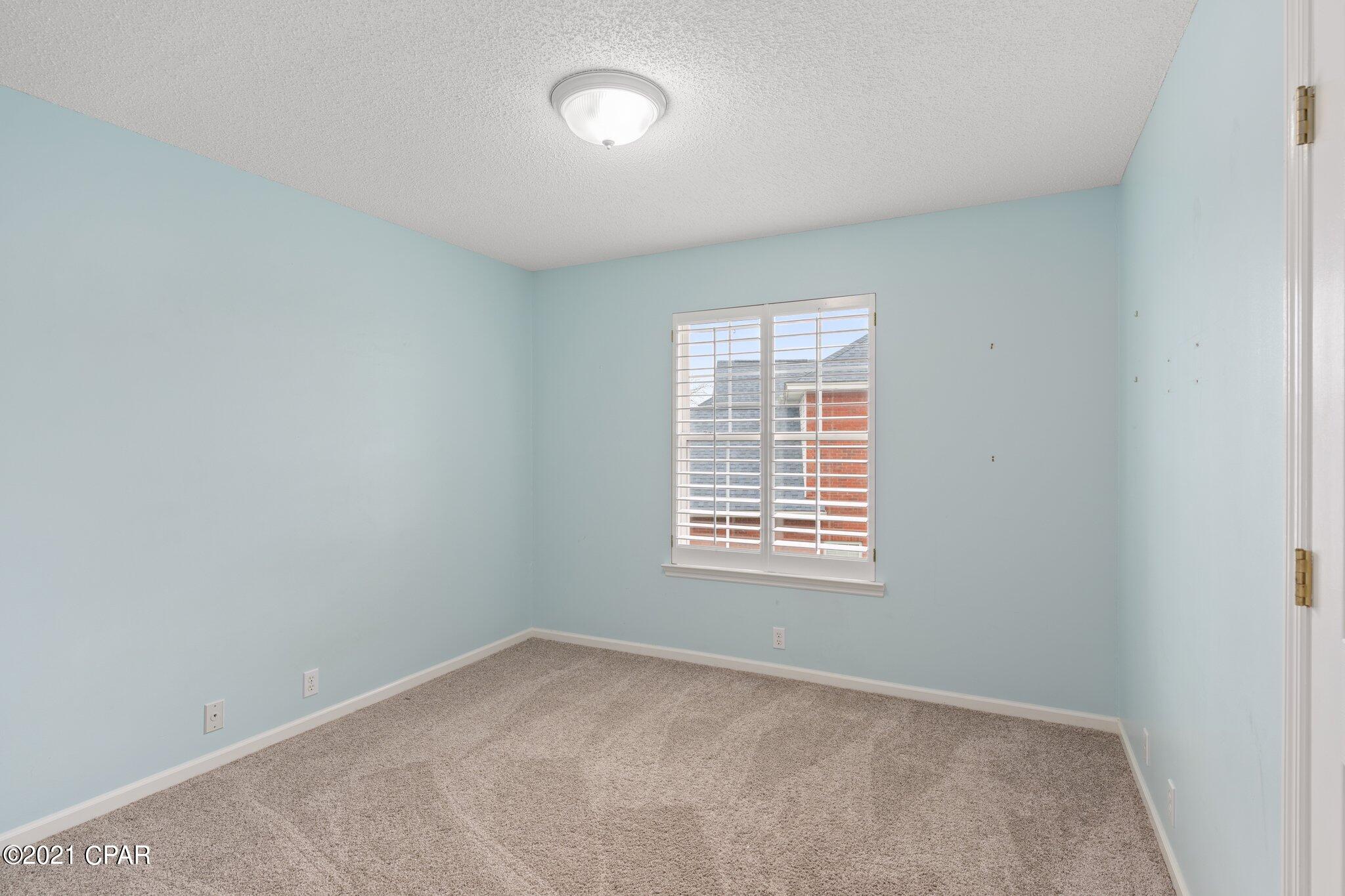 Bay Breeze - Residential